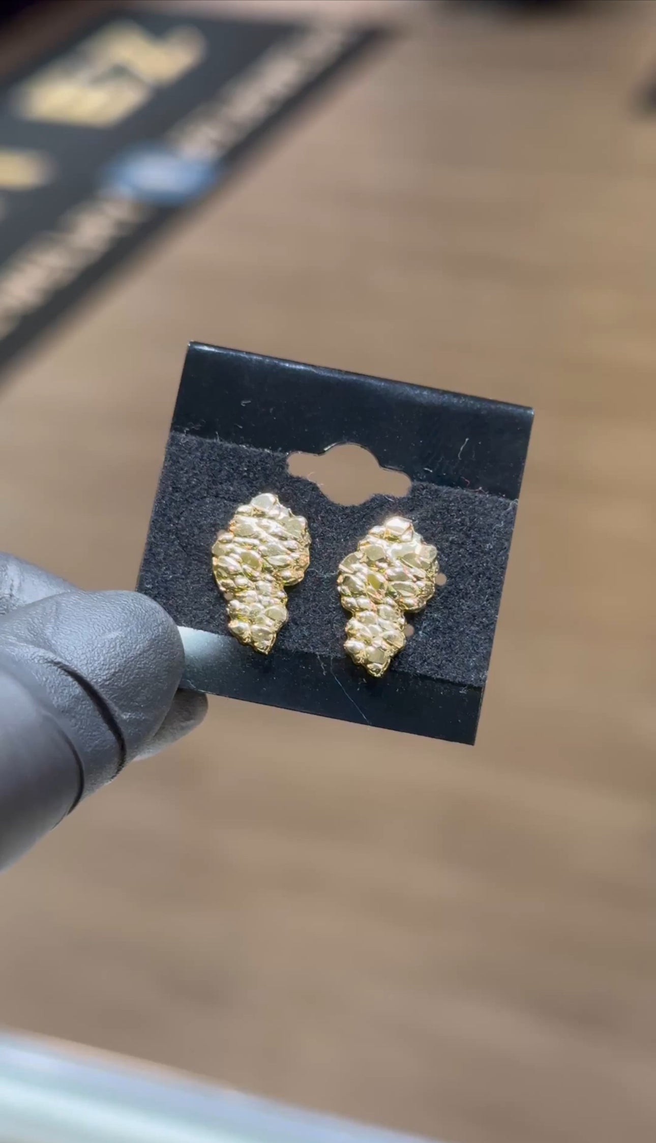 10k Small Classic Nugget Earrings