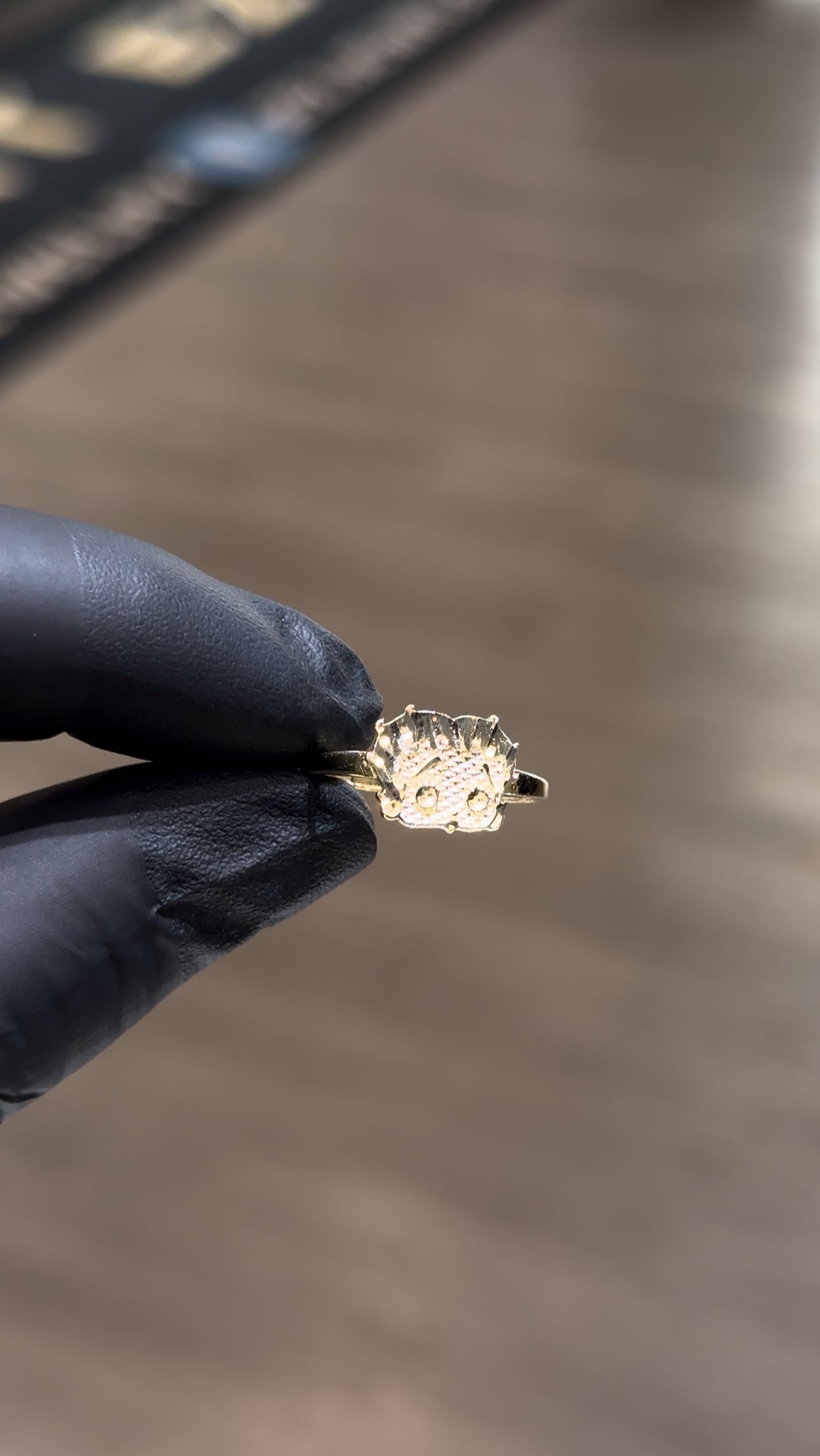 10k Mini Betty Boop Ring