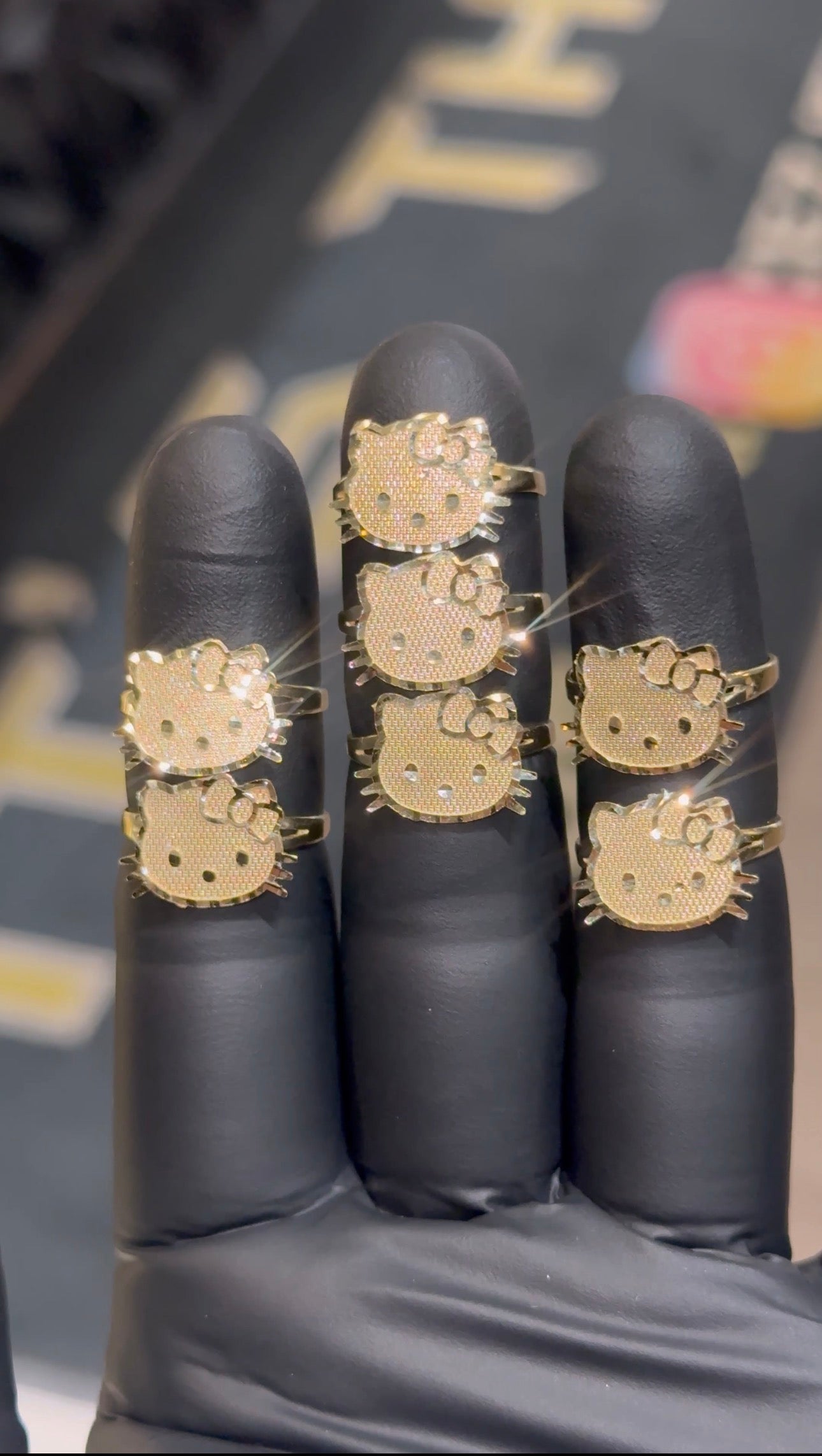 10k Medium Hello Kitty Head Ring