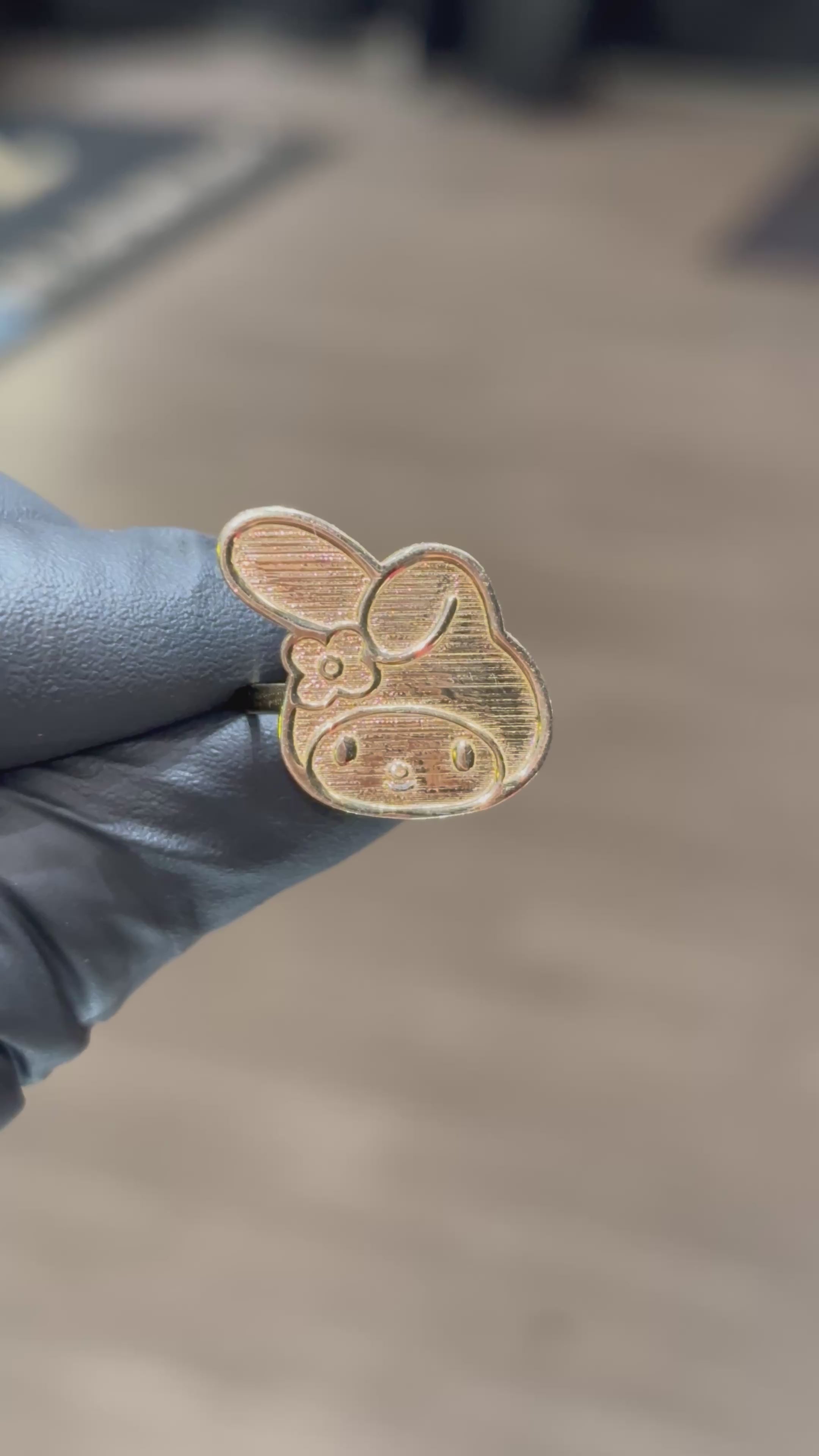 Load video: 10k My Melody Head Ring