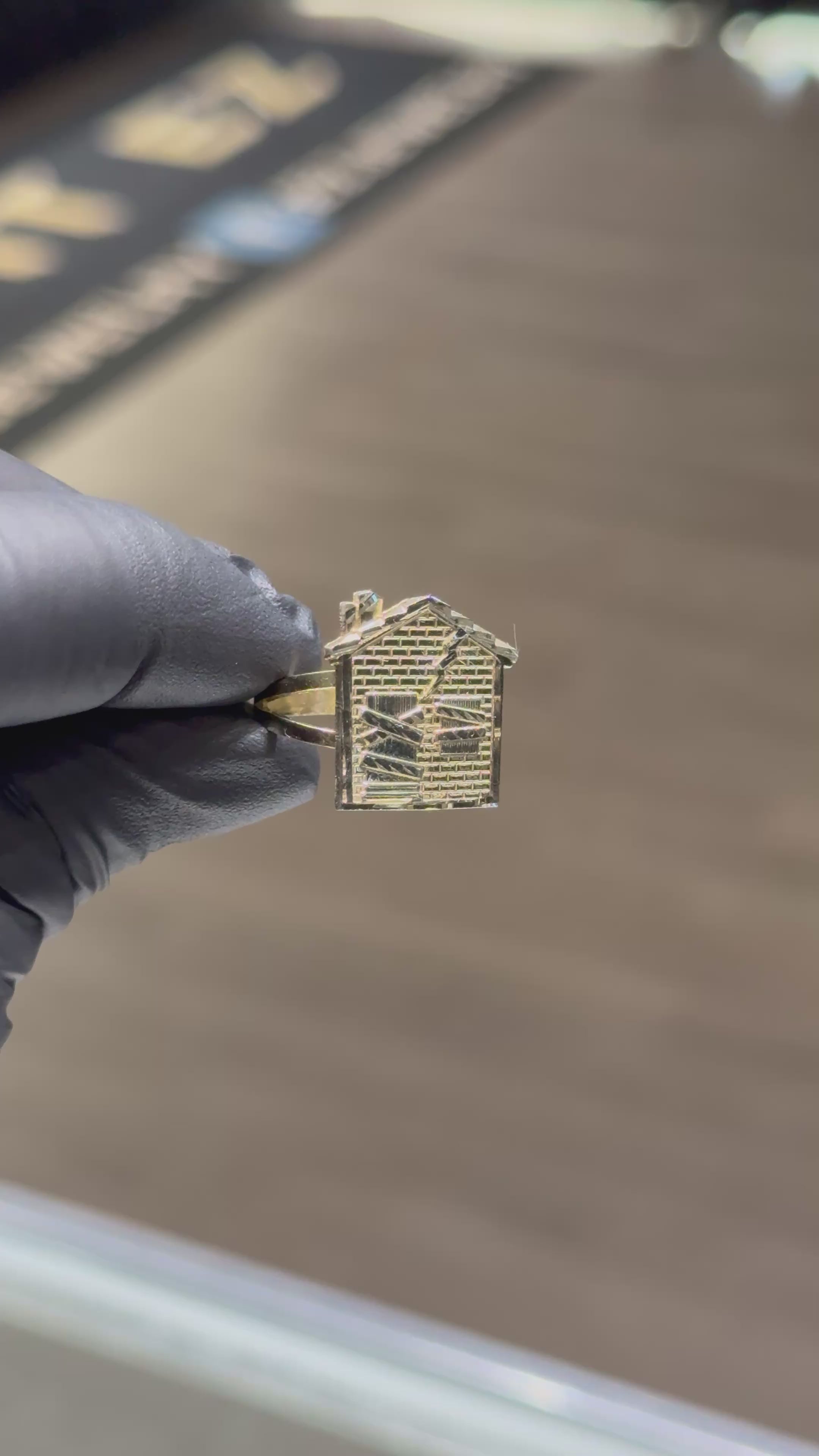 10k Trap House Ring