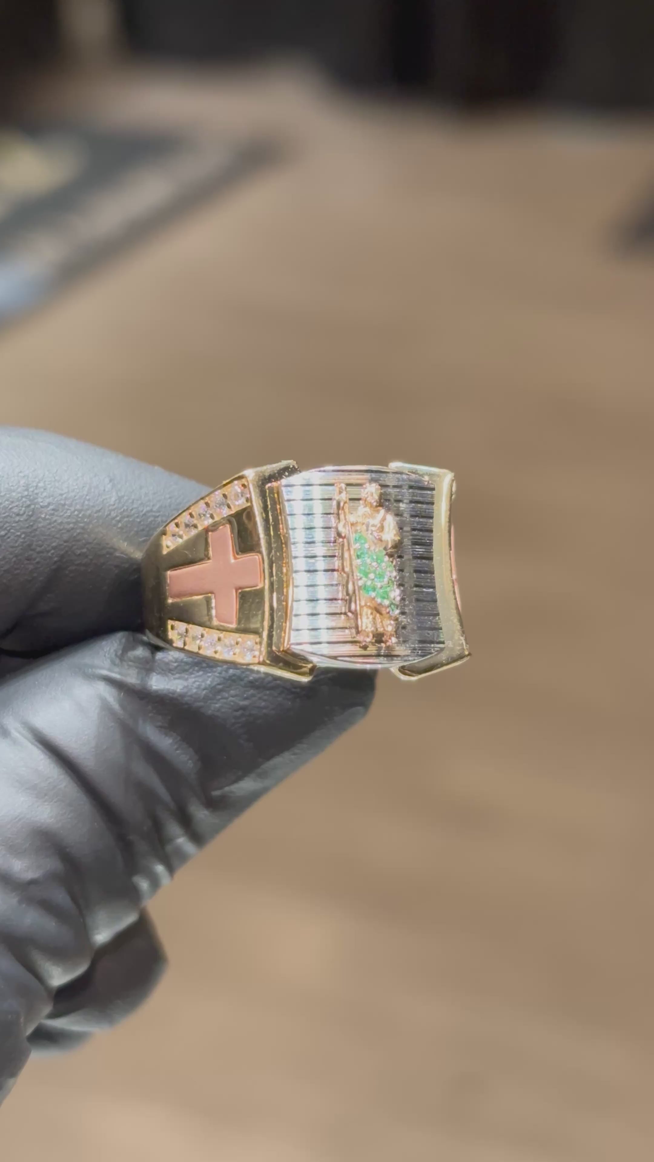 10k Medium Triple-Toned San Judas / Cross Ring