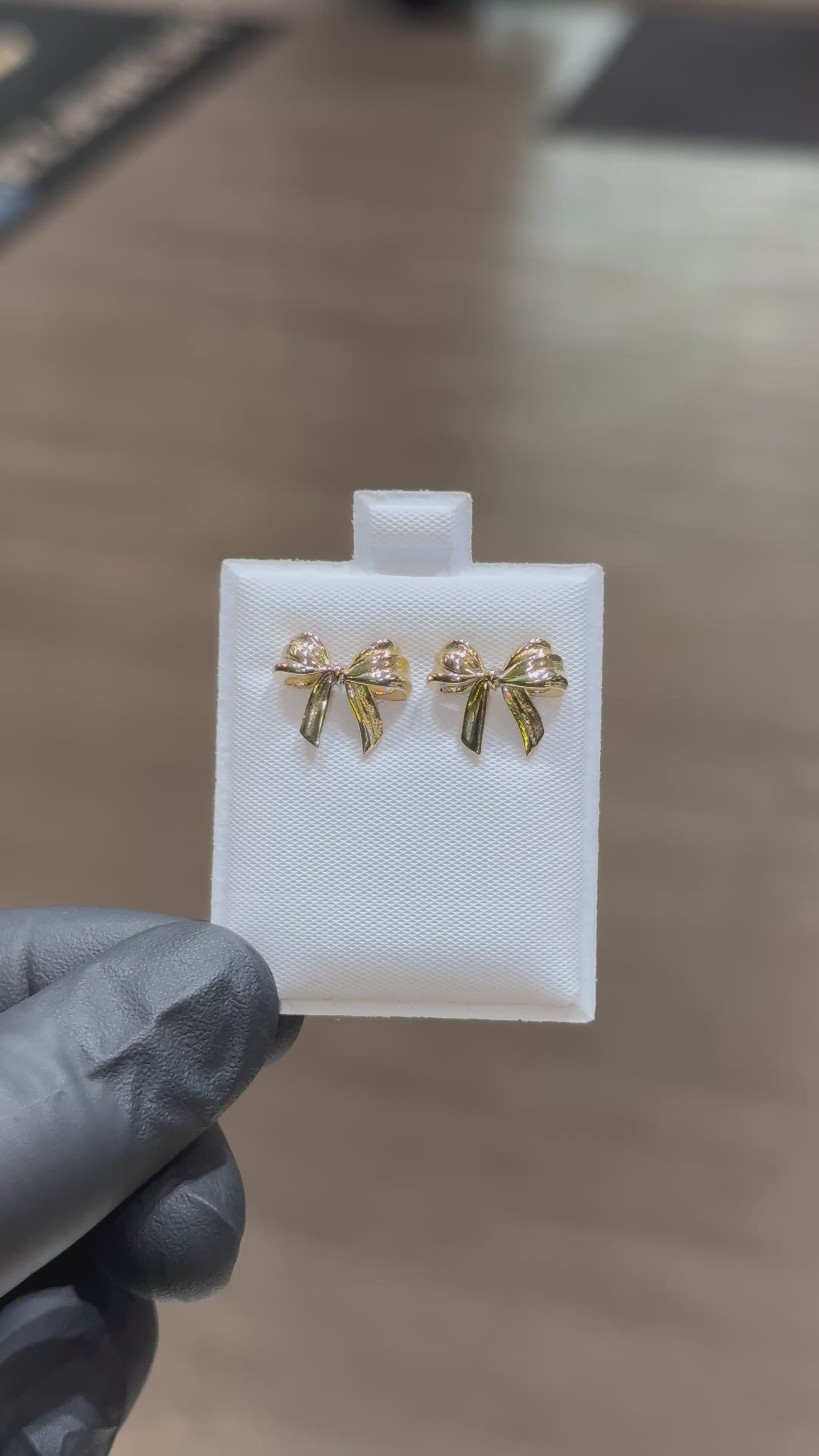 10k Bow Earrings