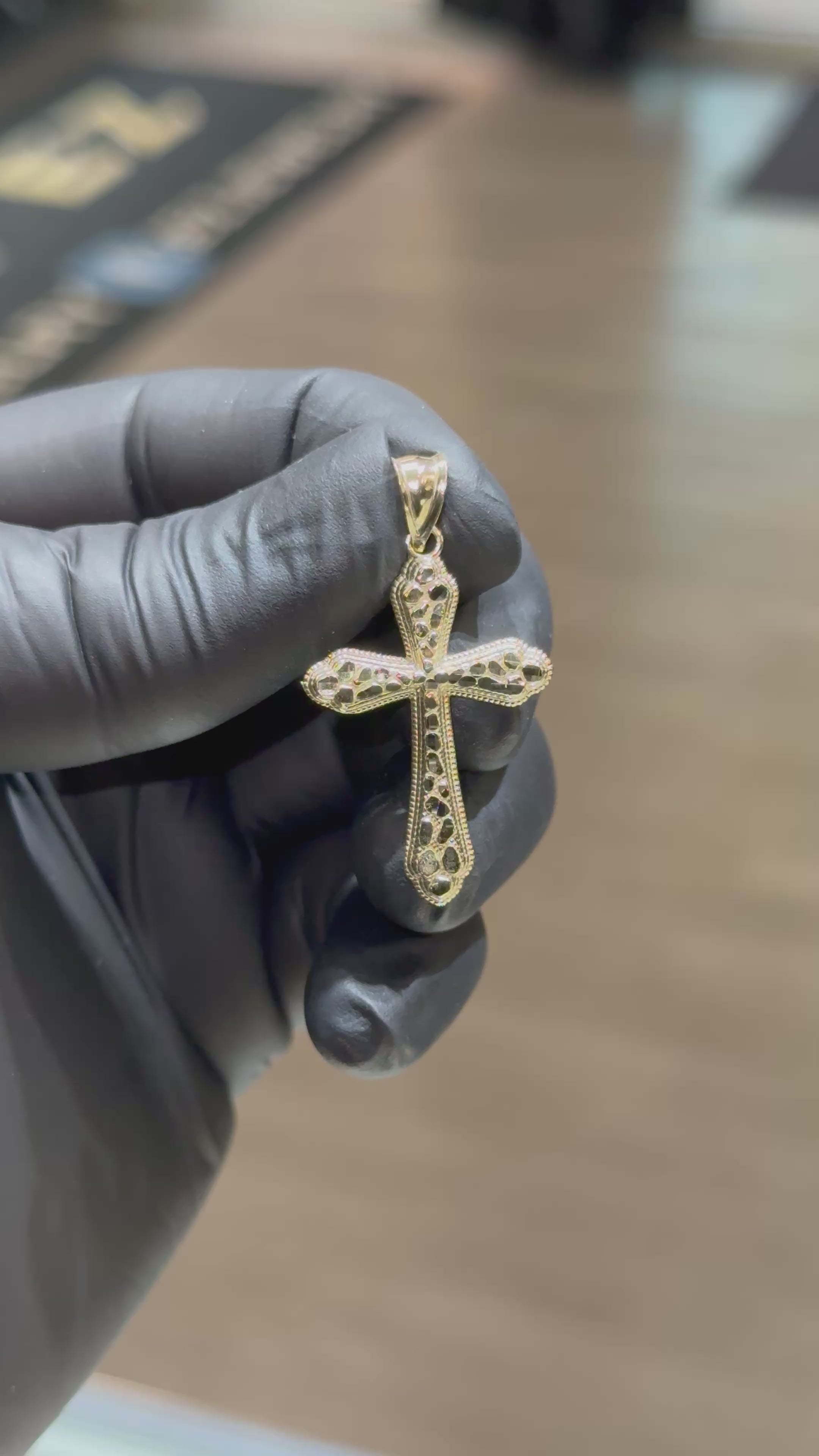 10k French Nugget Cross
