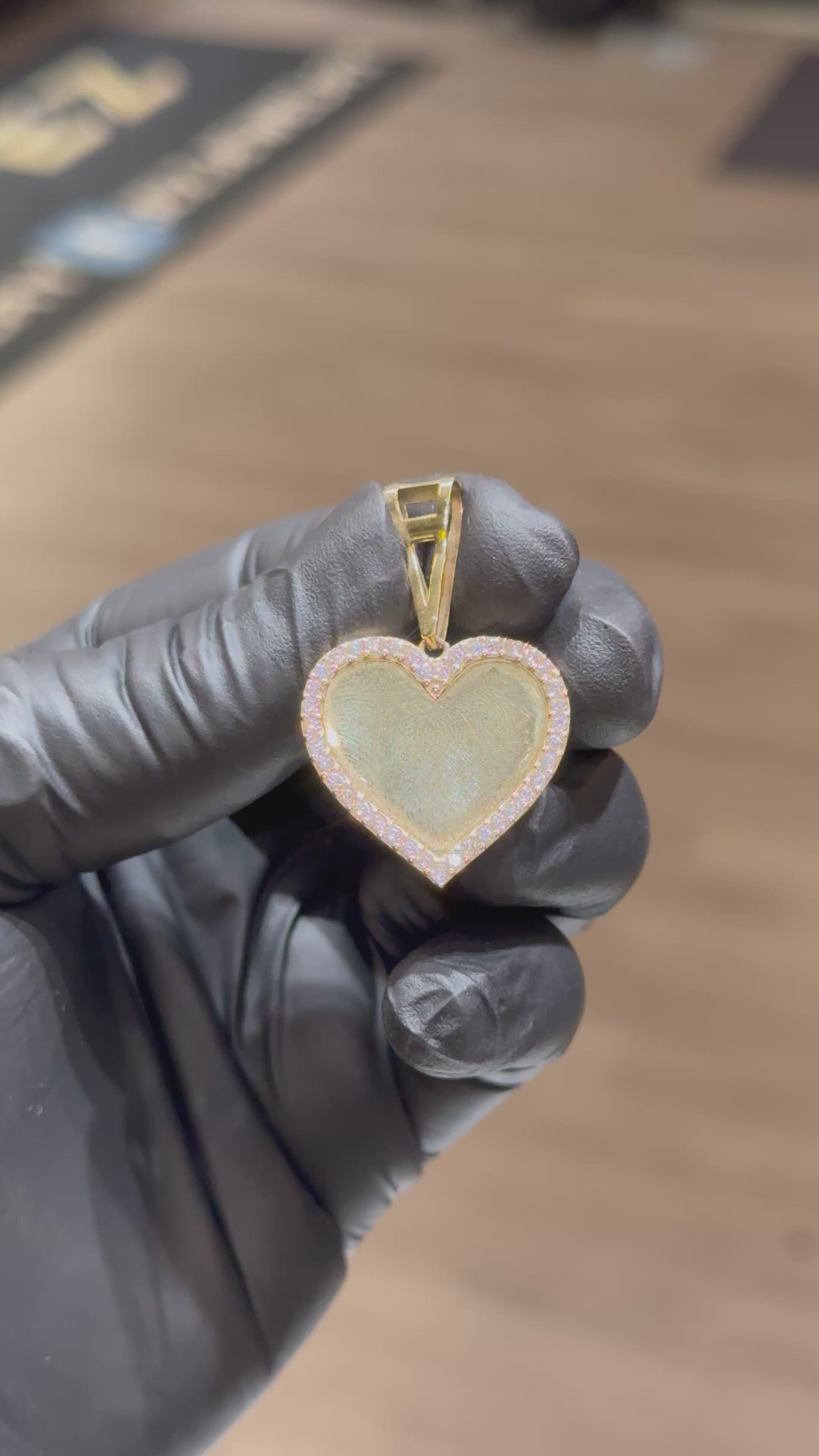 10k Crystal Heart Memory Pendant