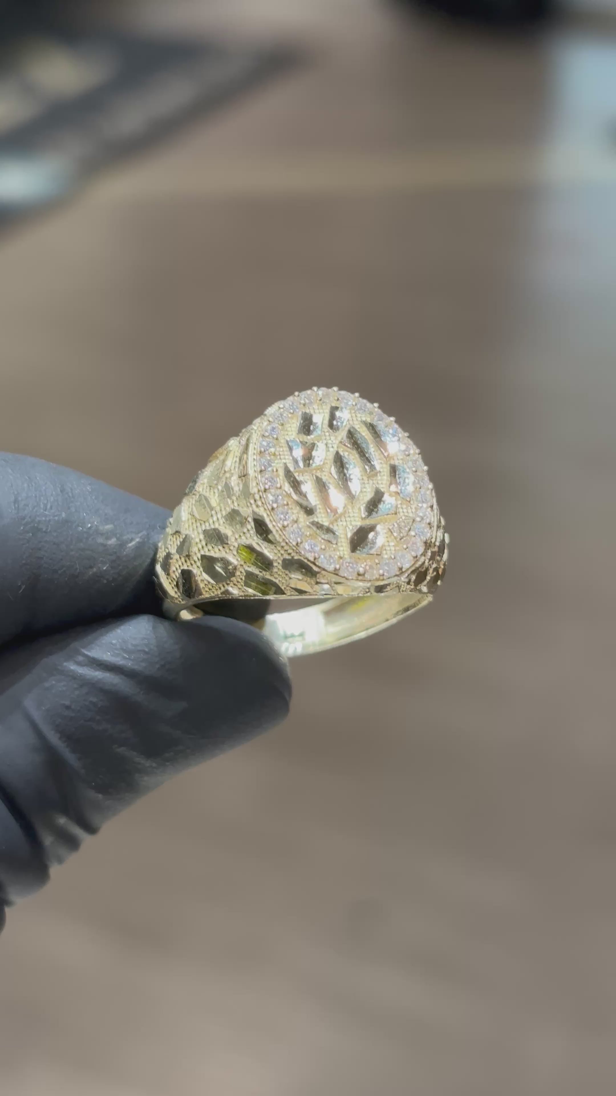 10k Crystal Oval Border Nugget Ring