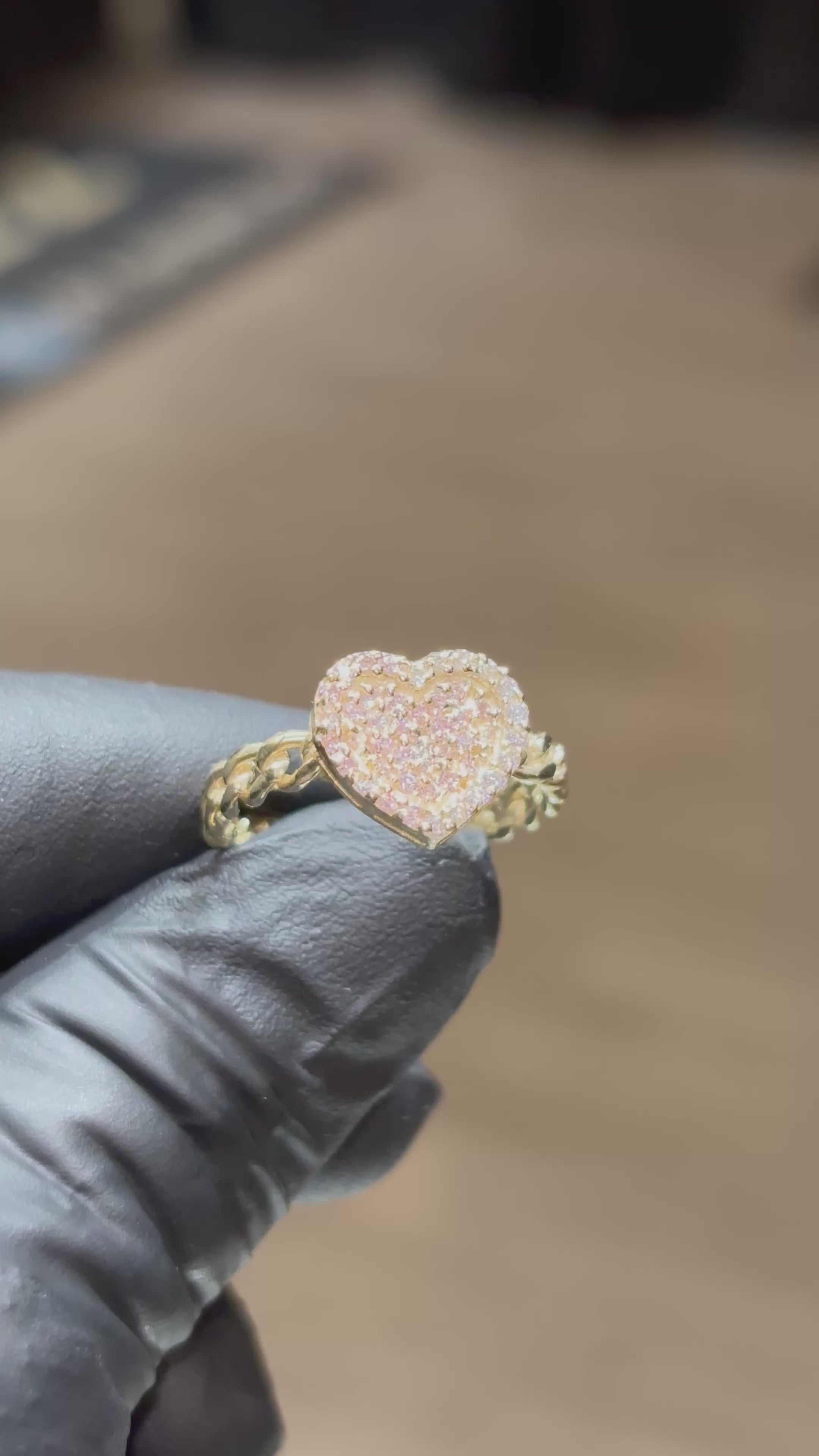 10k White/Light/Dark Pink Crystal Cuban Heart Ring