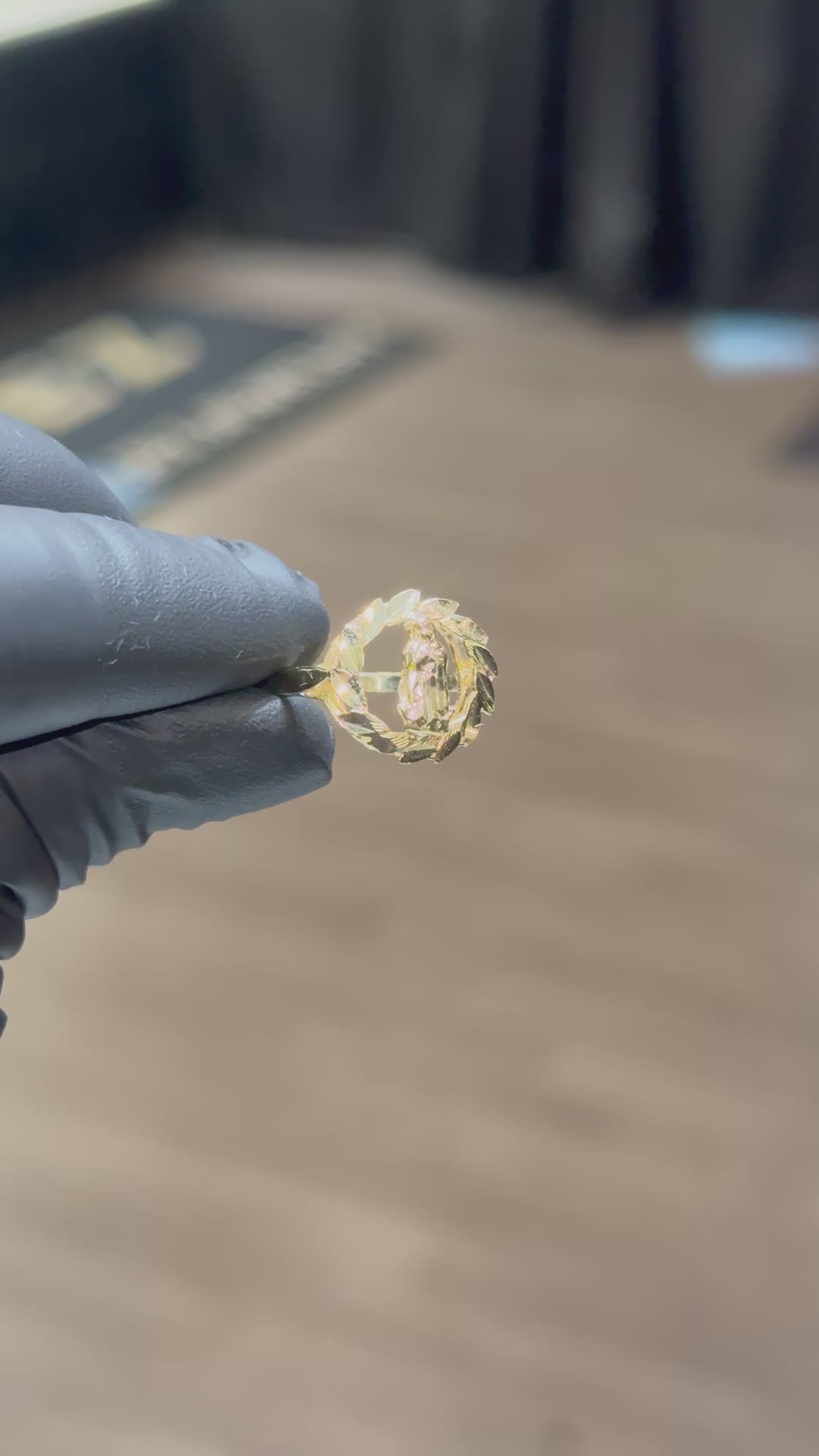 Load video: 10k Virgin Mary Ring