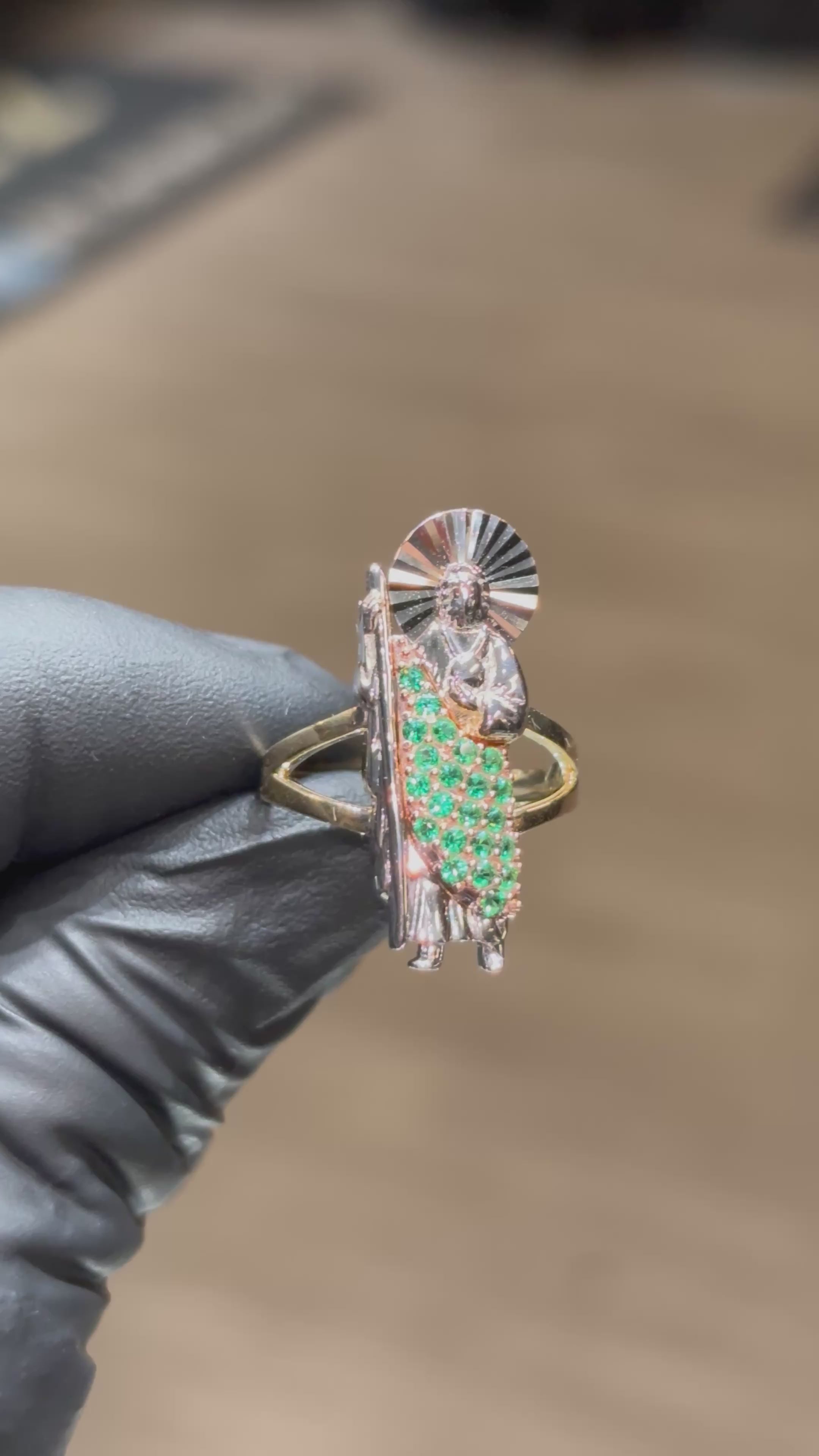 10k Tri-Colored San Judas with Green Crystals Ring