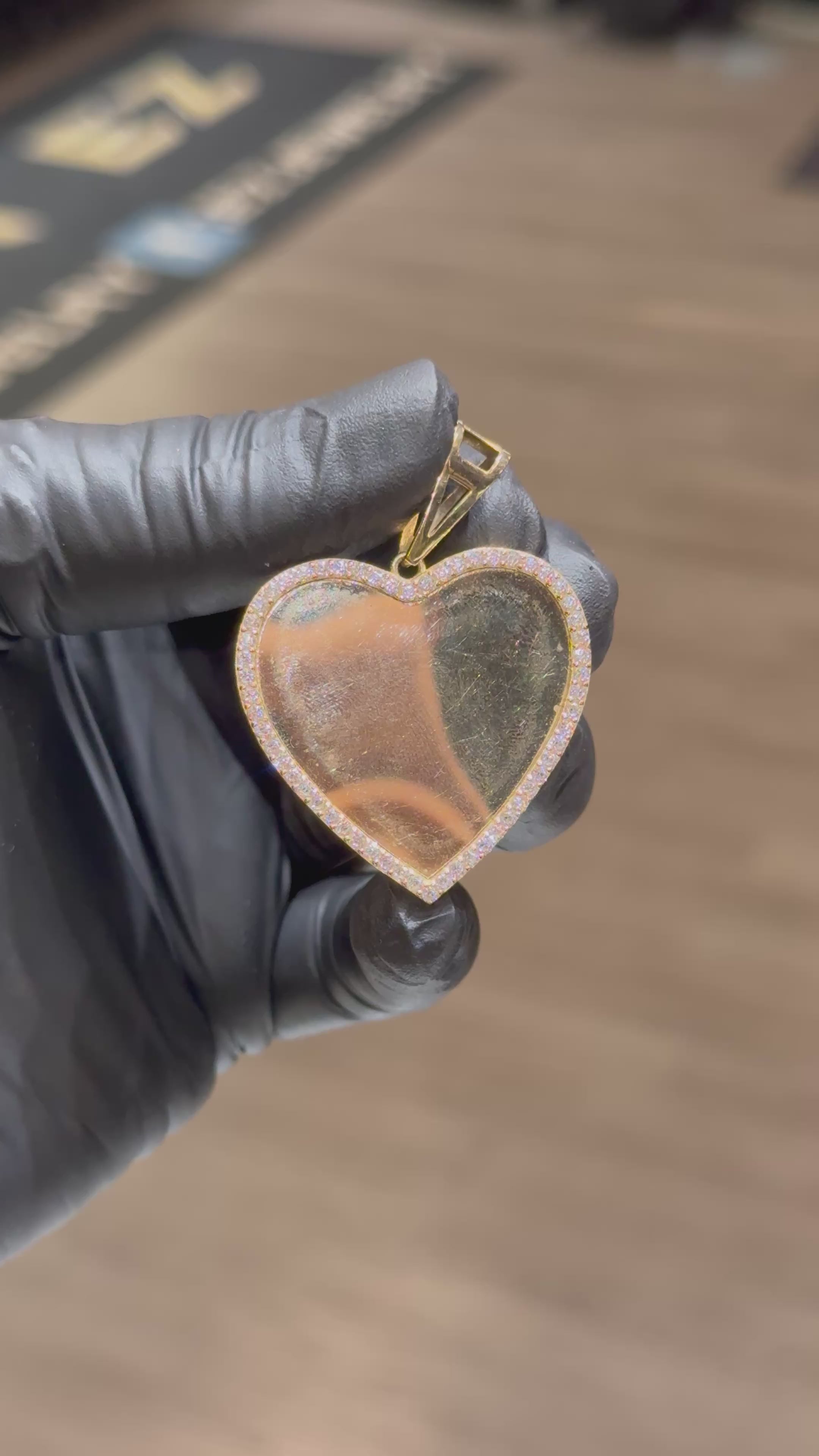 10k Crystal Heart Memory Pendant