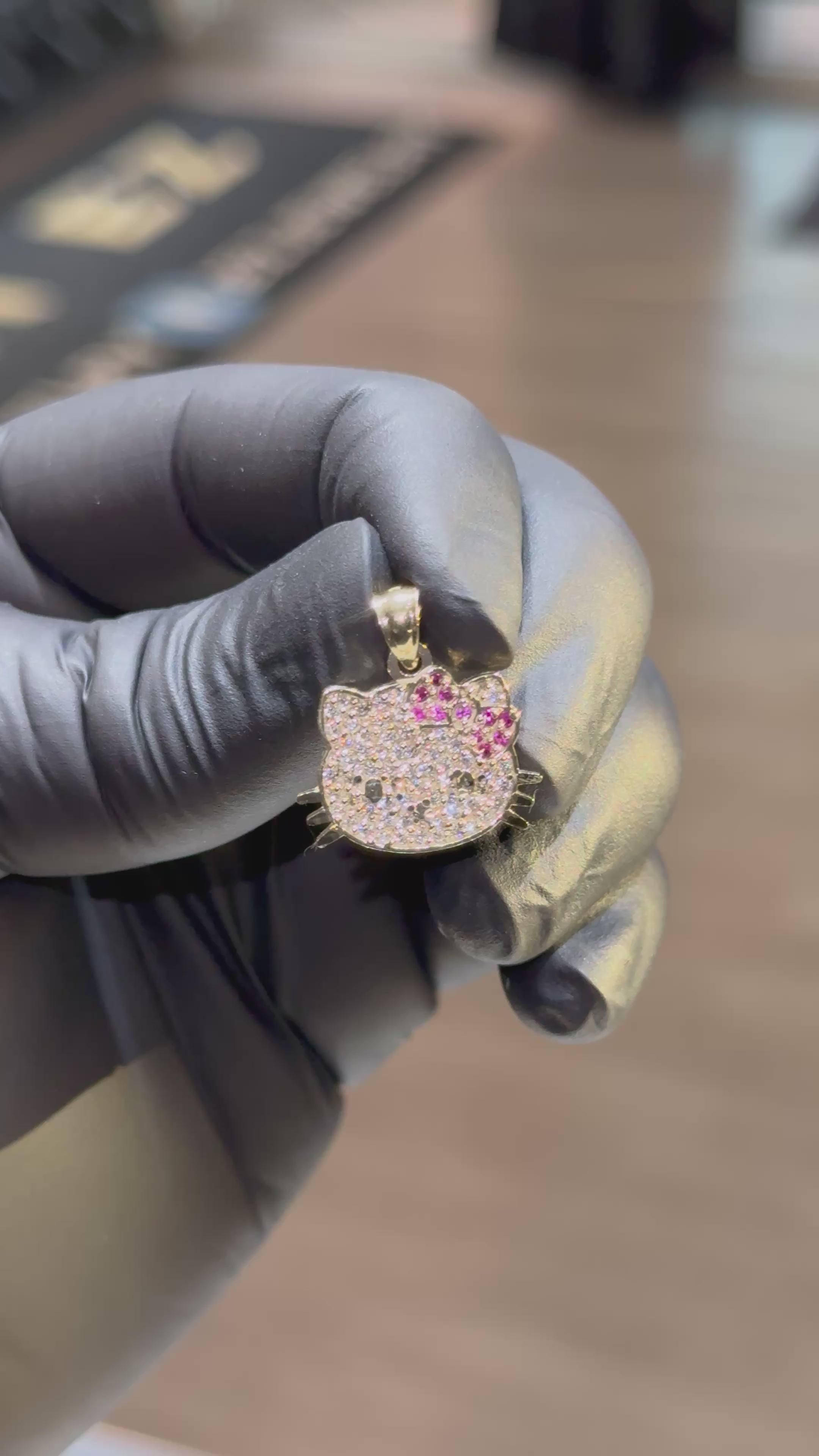 10k Crystal Hello Kitty Pendant