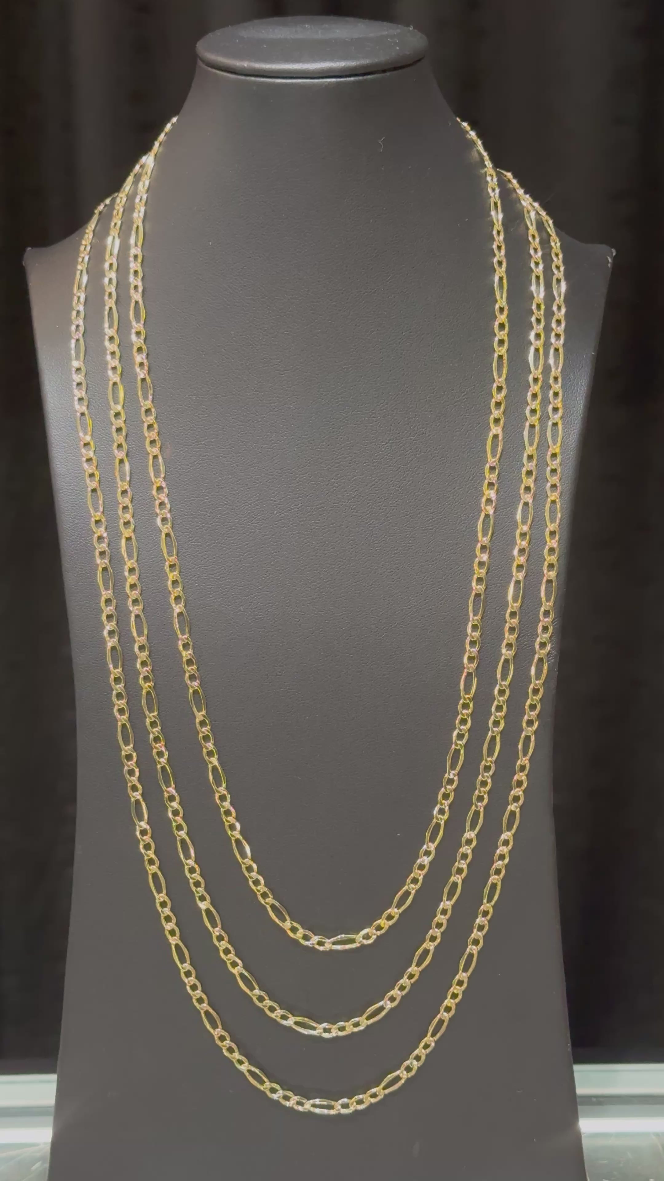 Load video: 10k 3.5mm Plain Figaro Chain