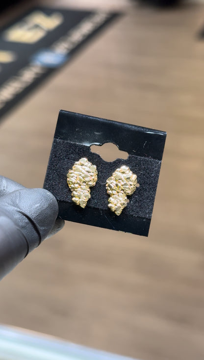 10k Medium Classic Nugget Earrings