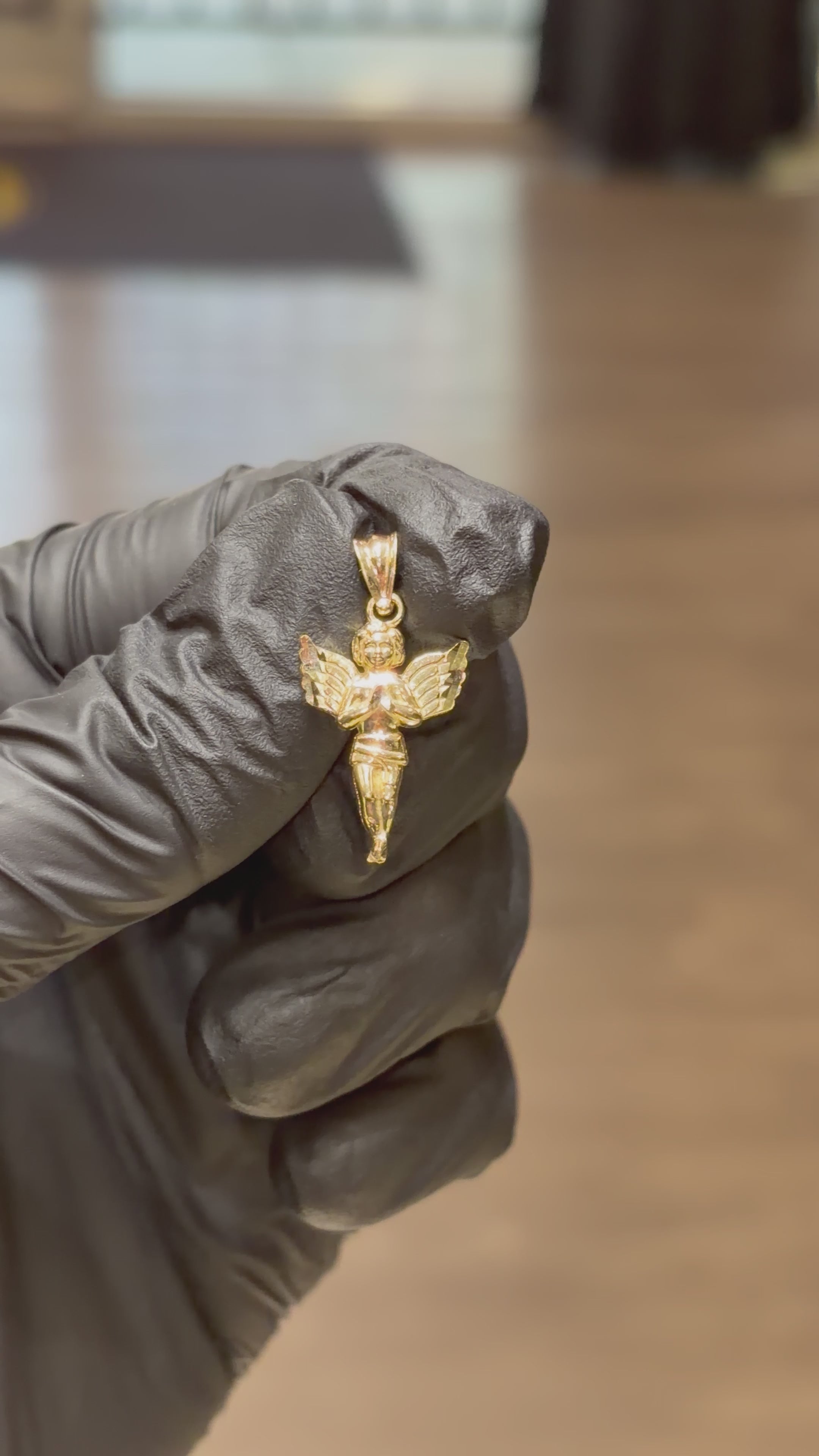 10k Small Angel Pendant