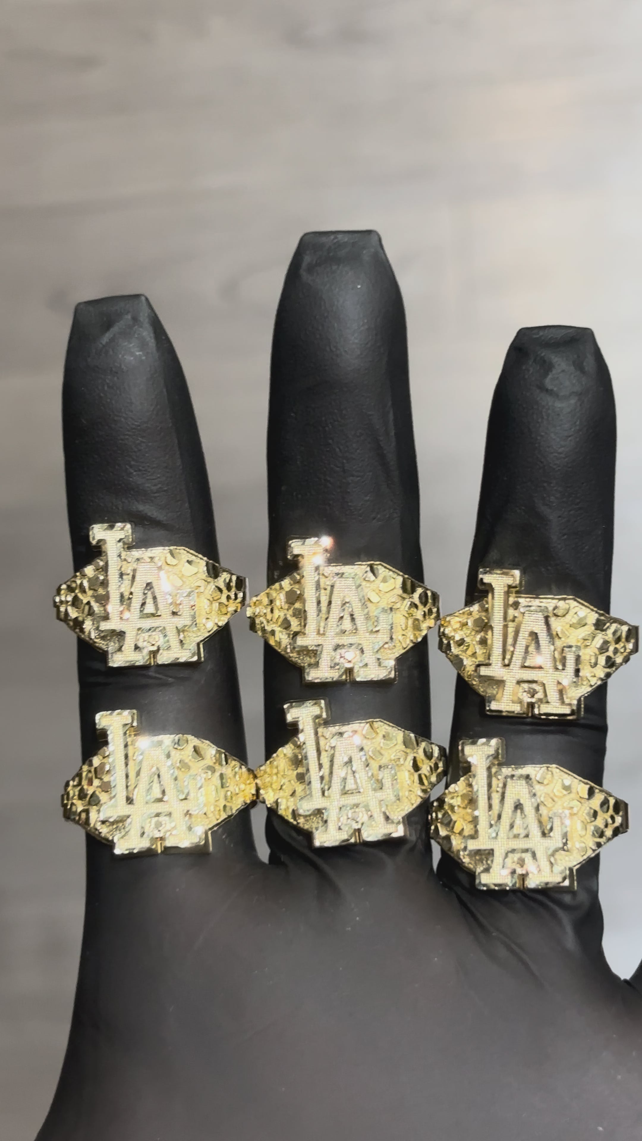 Load video: 10k LA Dodgers Nugget Ring