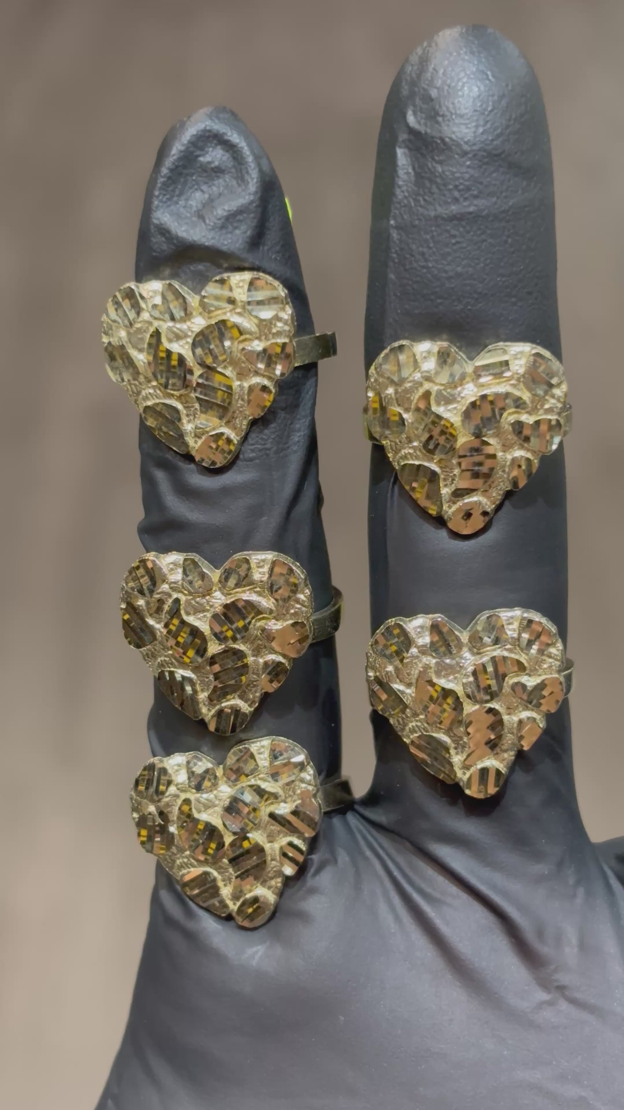 Load video: 10k XL Heart Nugget Ring