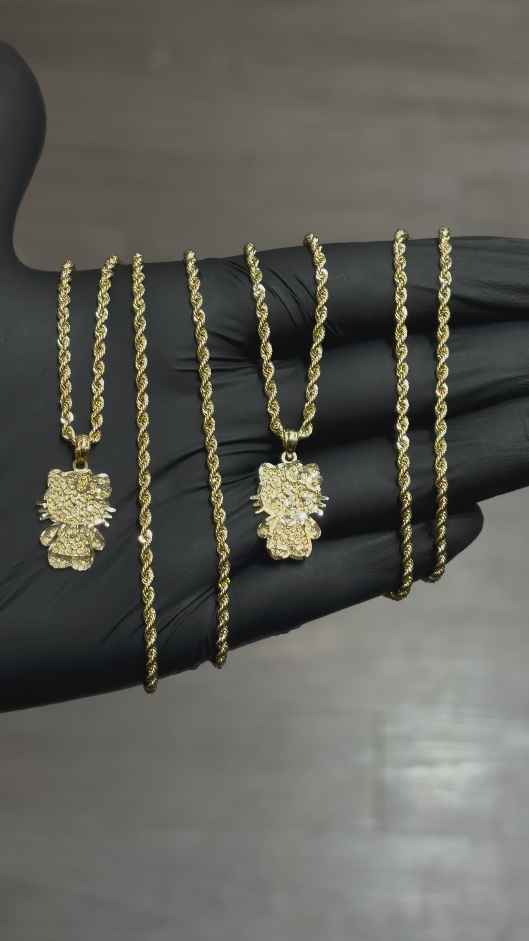 10k Small Full Body Nugget Hello Kitty Chain Set