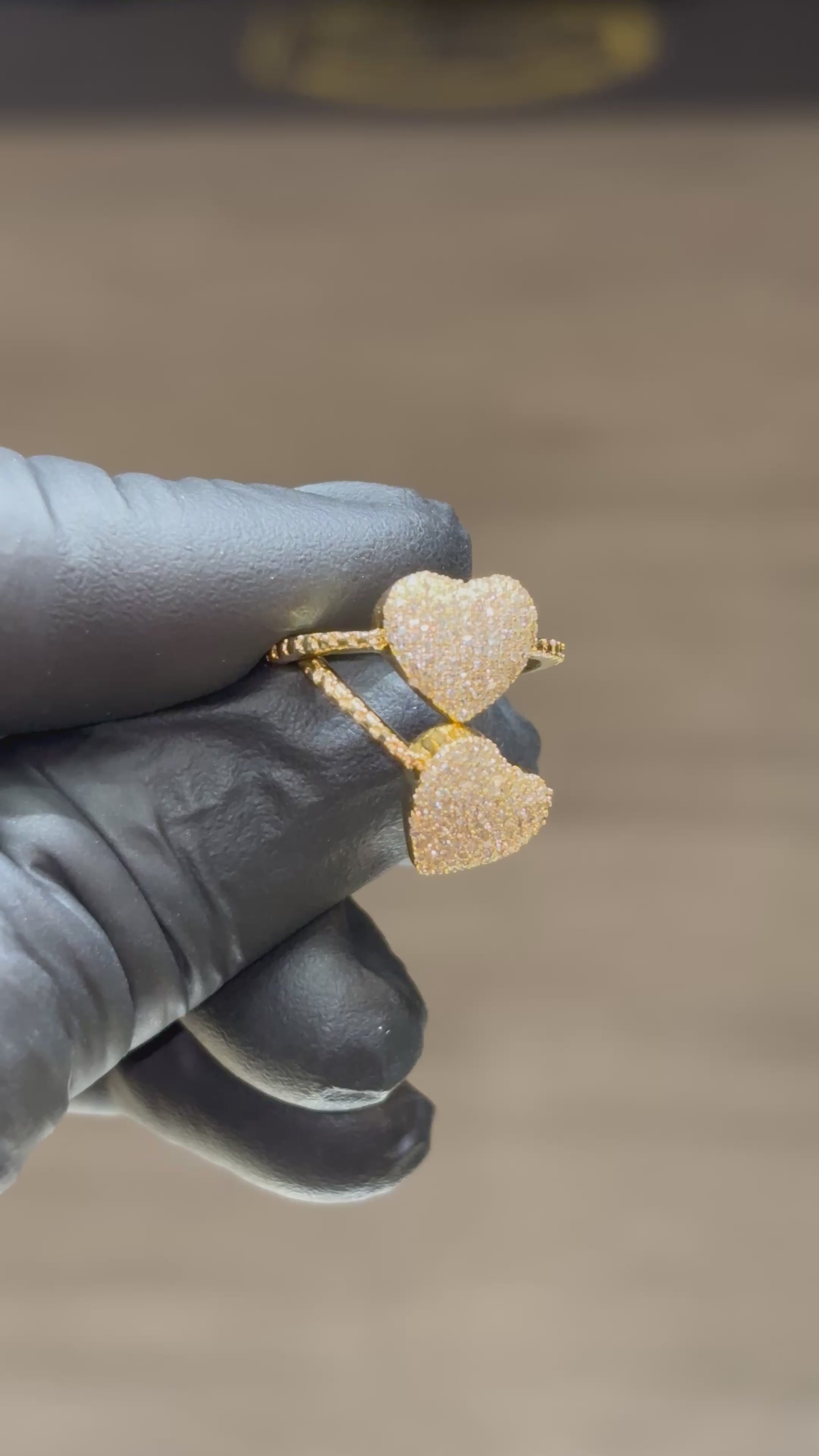 Load video: 10k Si1 Natural Diamond Heart Ring