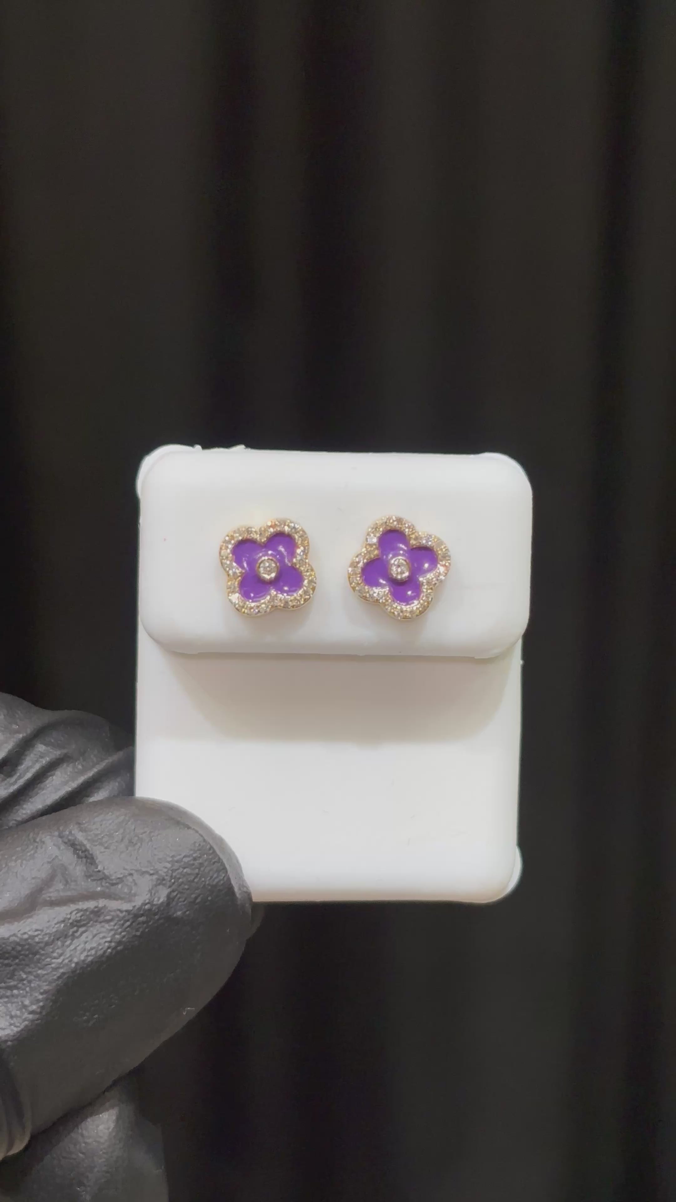 10k Natural Diamond Clover Earrings