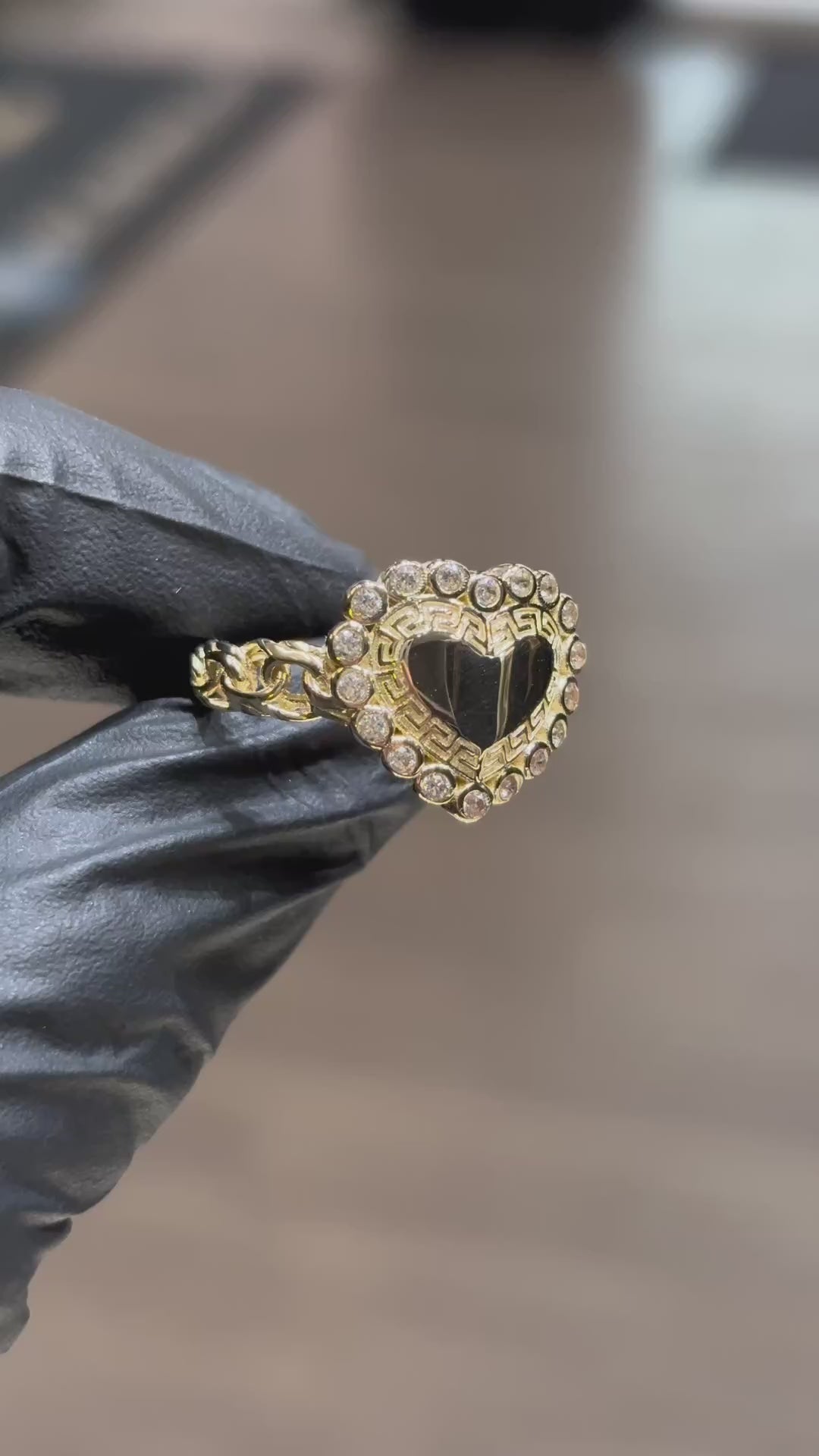 10k Iced Heart Chino Link Ring