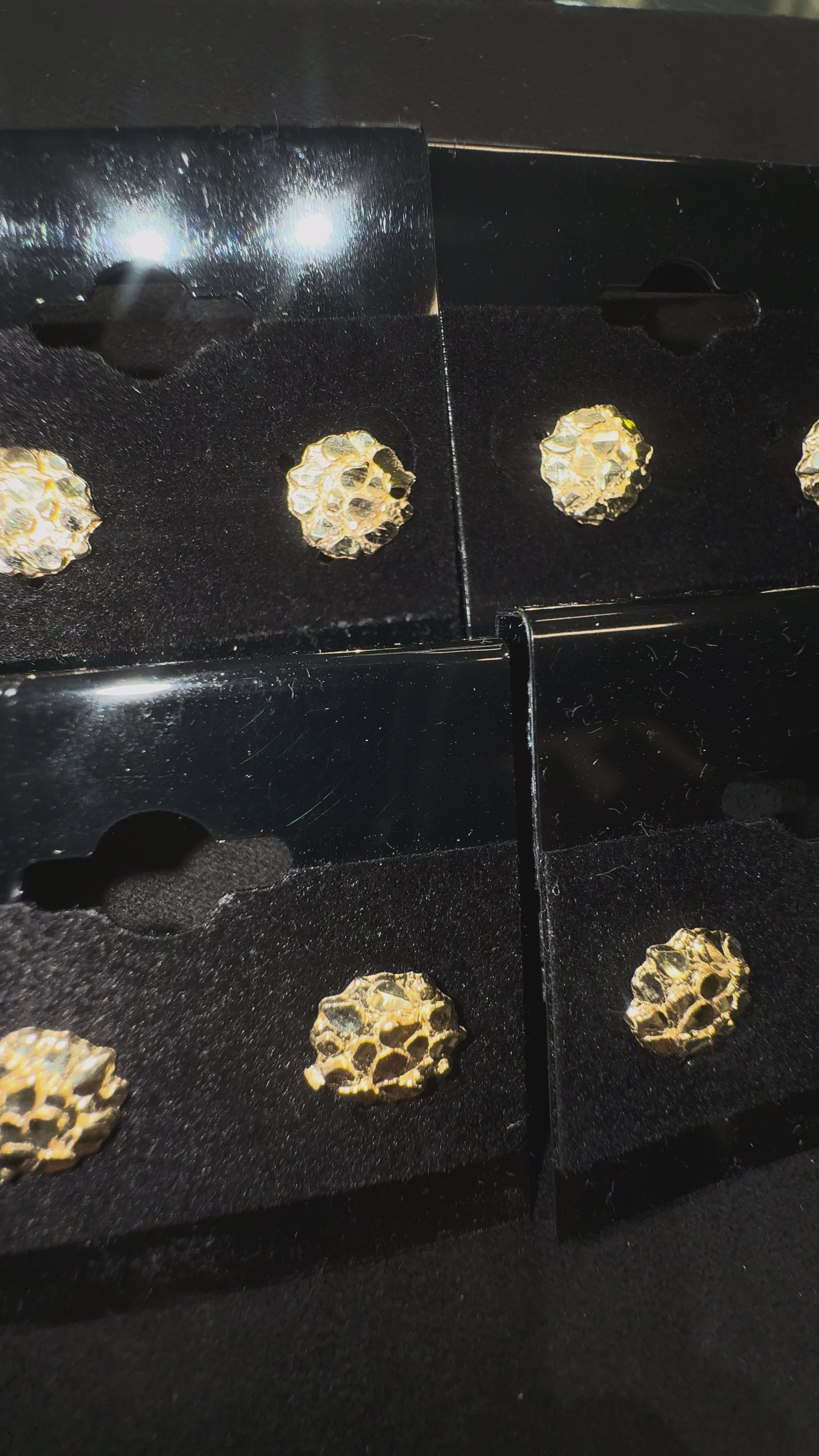 Load video: 10k Mini Bubble Circle/Cookie Nugget Earrings