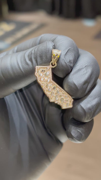 10k California Pendant