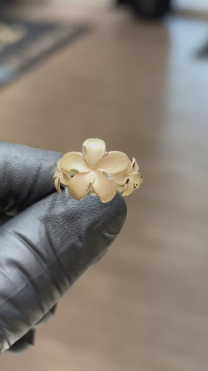 10k Triple Hibiscus Ring