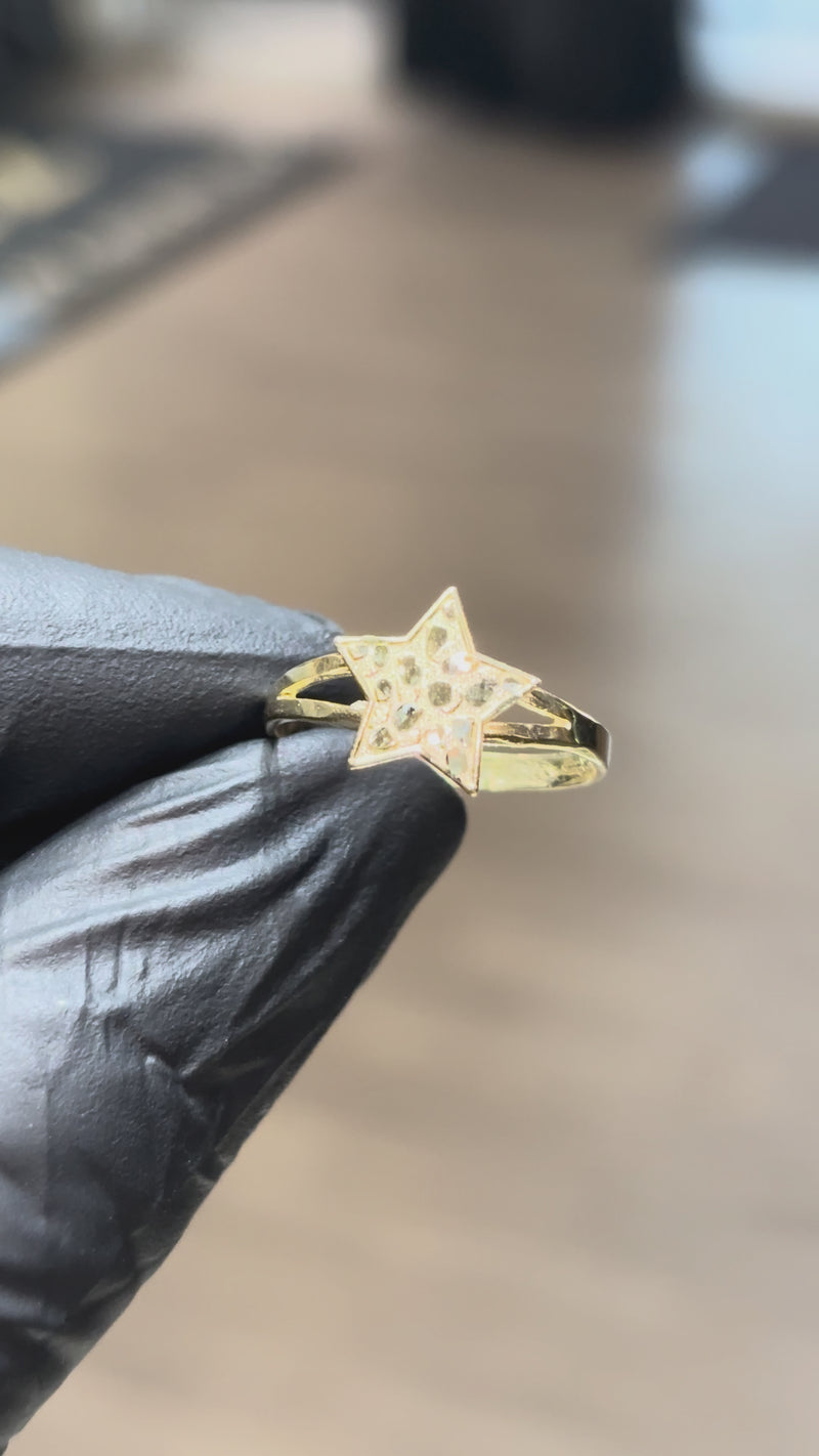 10k Nugget Star Ring with Split Band