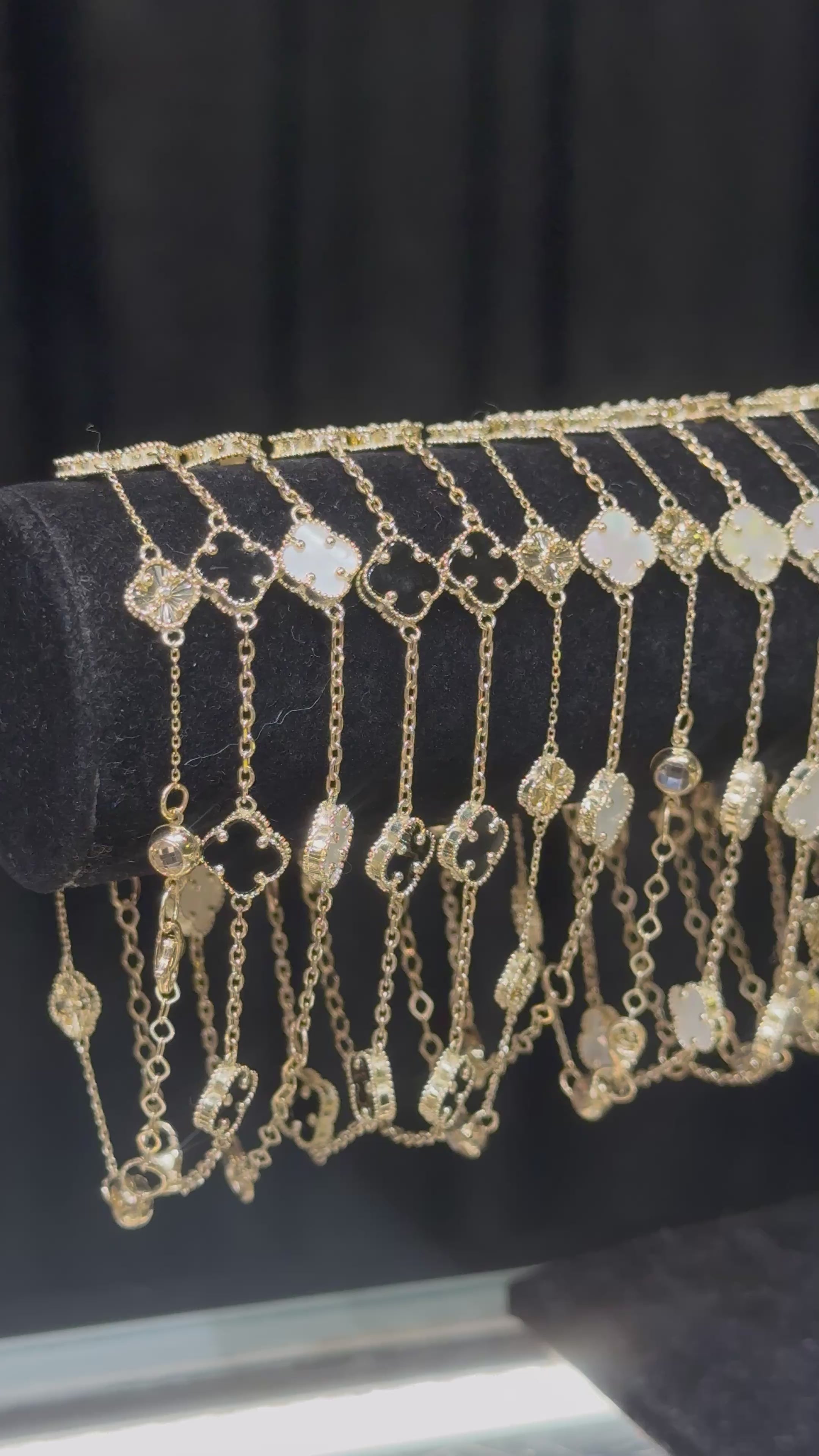 Load video: 10k Mini Adjustable Clover Bracelets