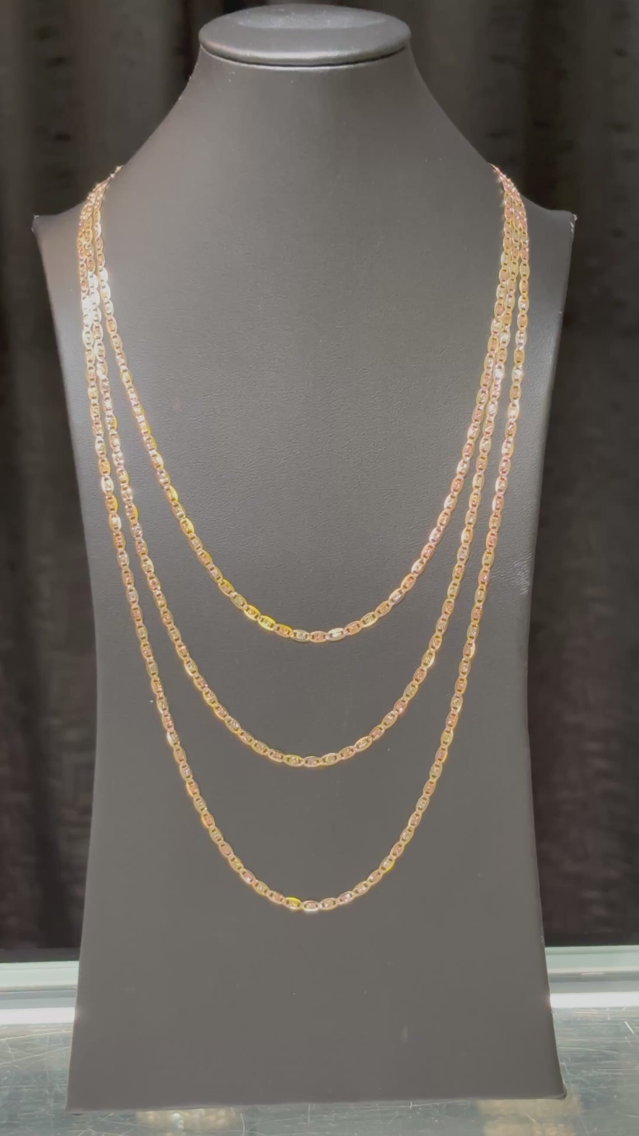 Load video: 10k 4mm Valentino Chain