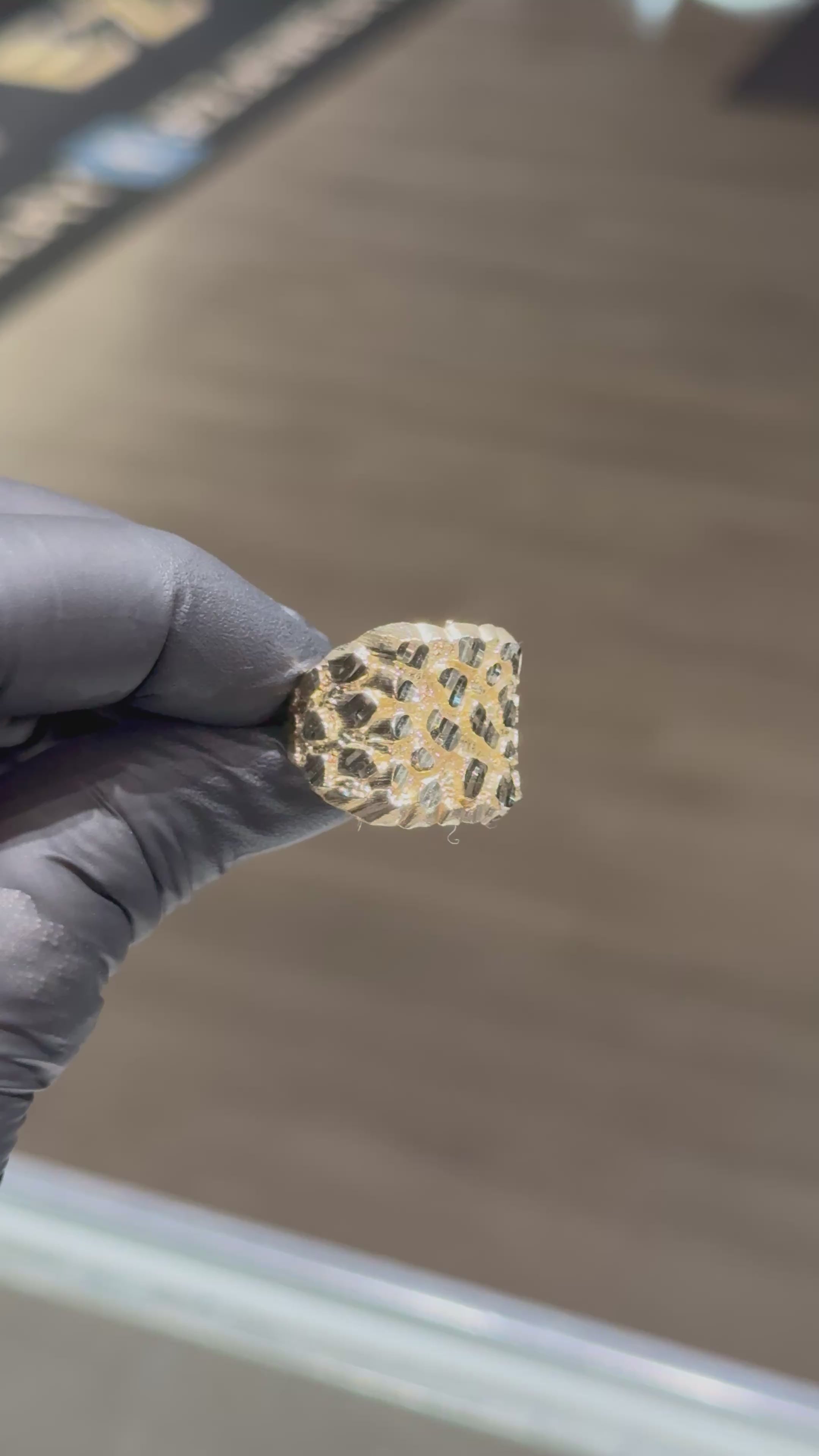 Load video: 10k XXL Nugget Ring