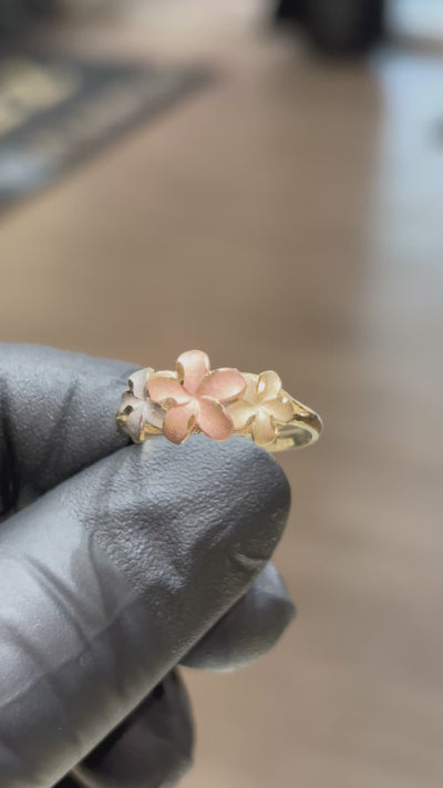10k Tri-Color Hibiscus Ring