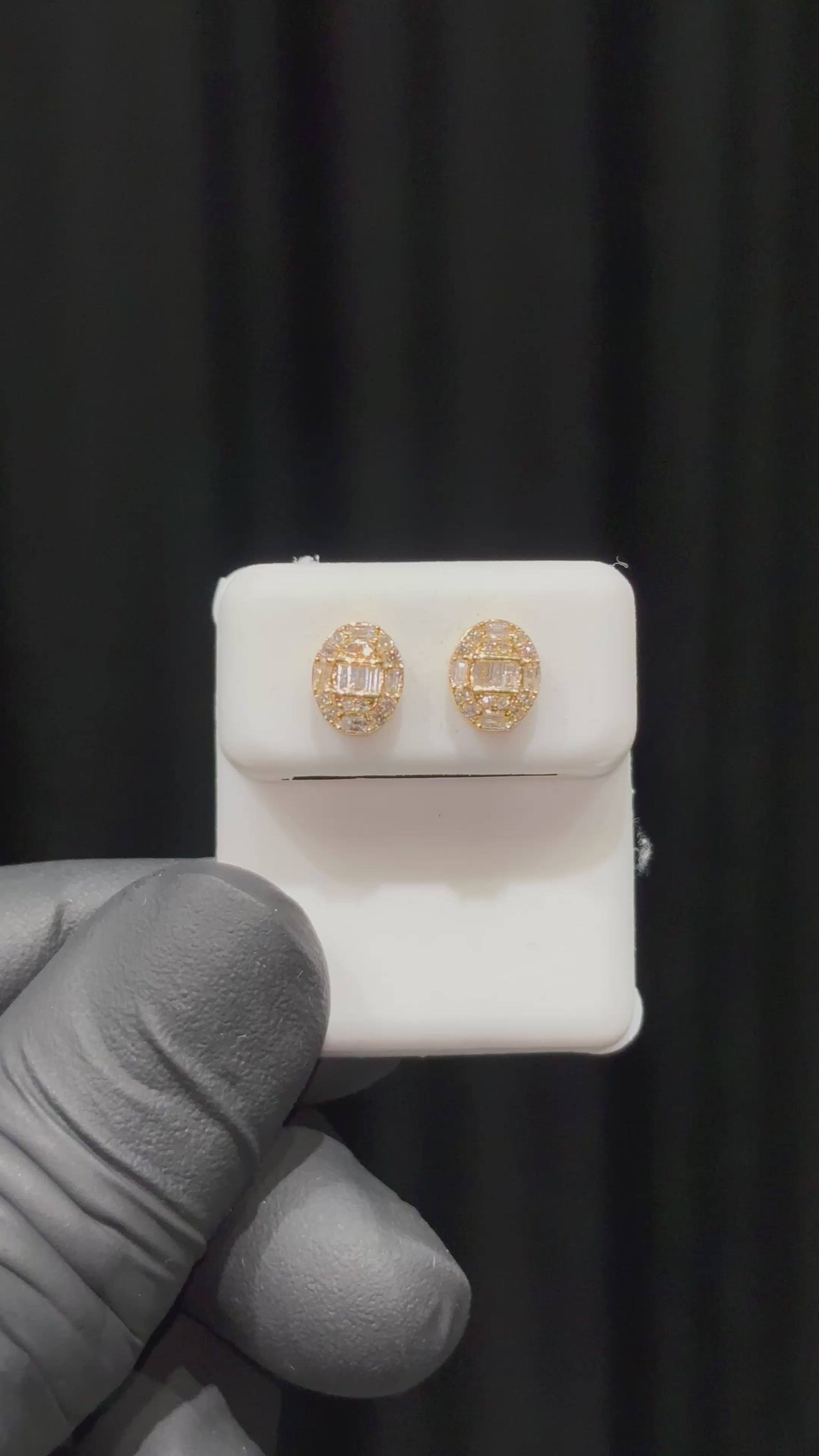 Load video: Medium Two Layer Invisible Baguette Diamond Set Earrings