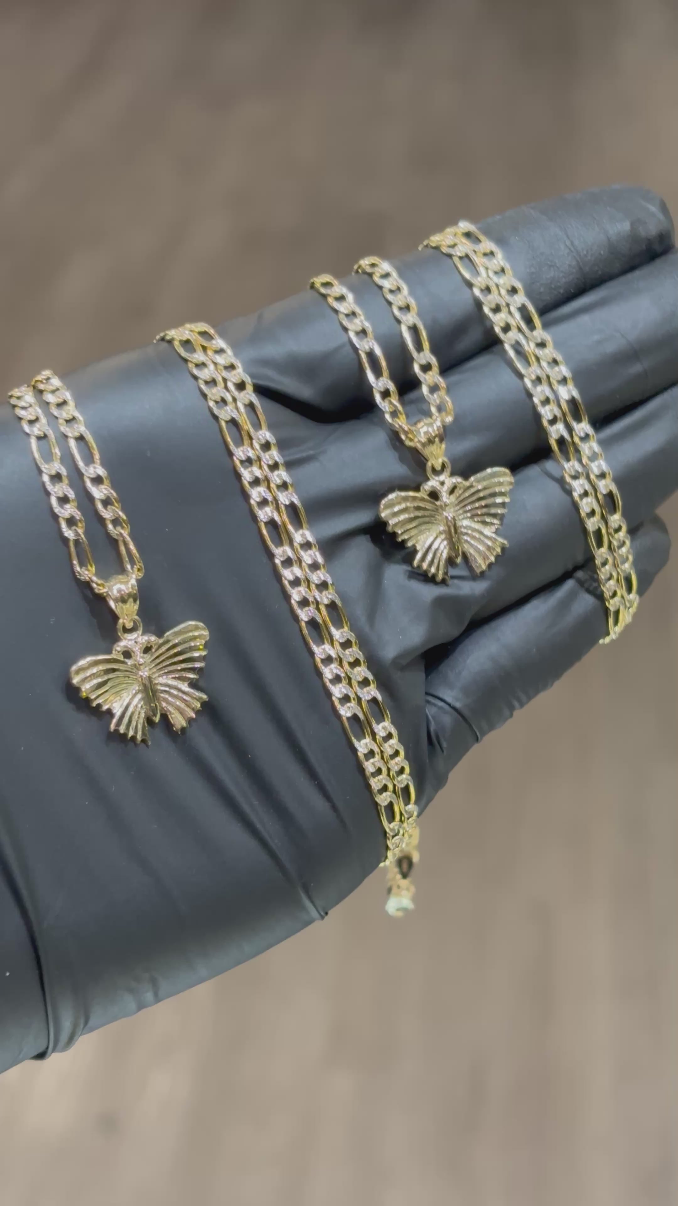 Load video: 10k Solid Butterfly Chain Set