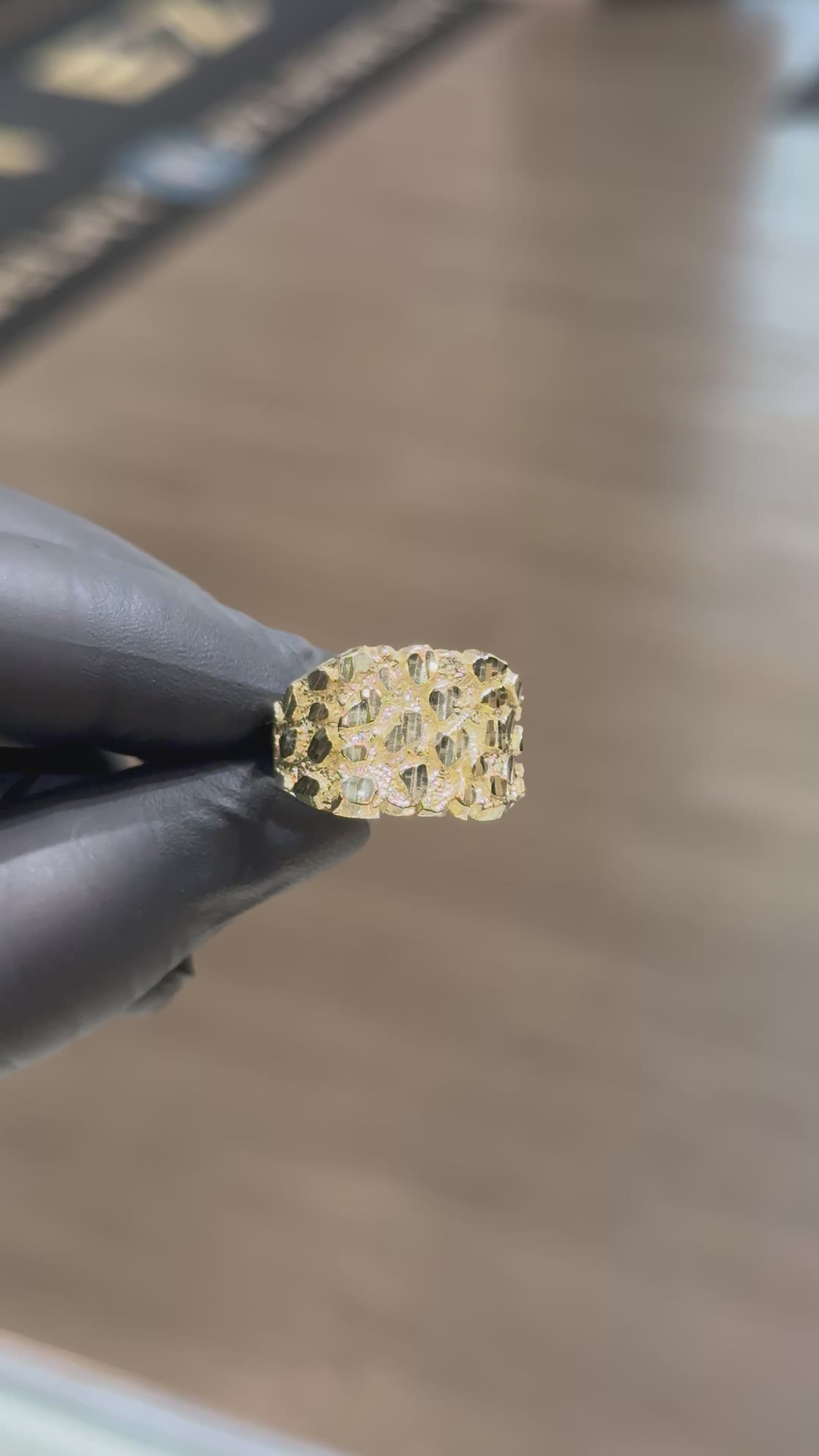 Load video: 10k XL Nugget Ring