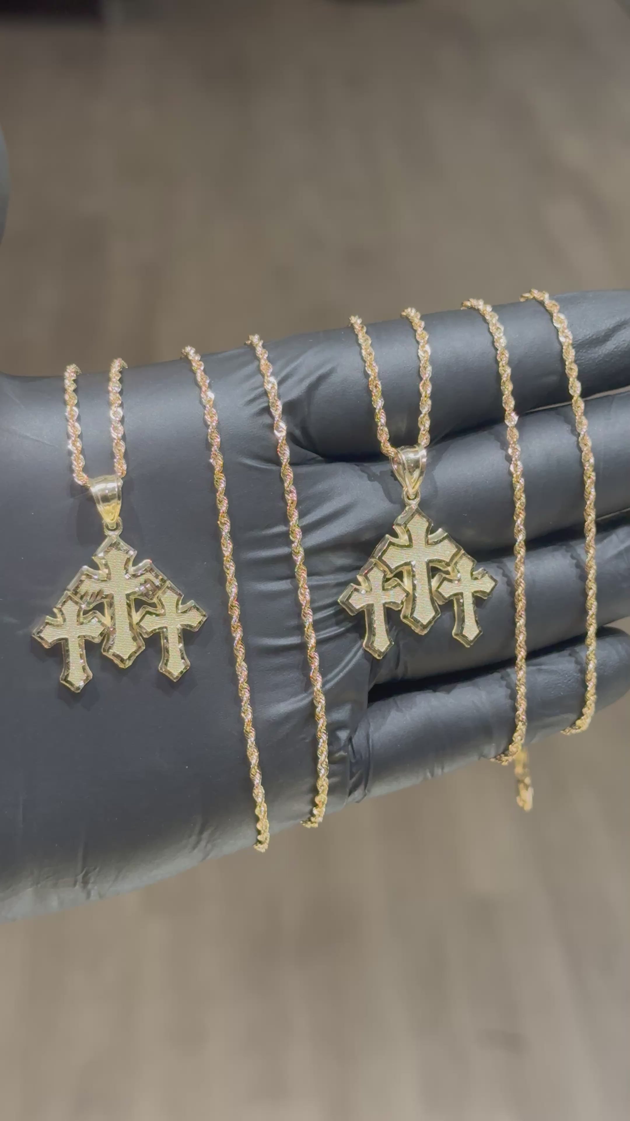 Load video: 10k Small Triple Cross Chain Set