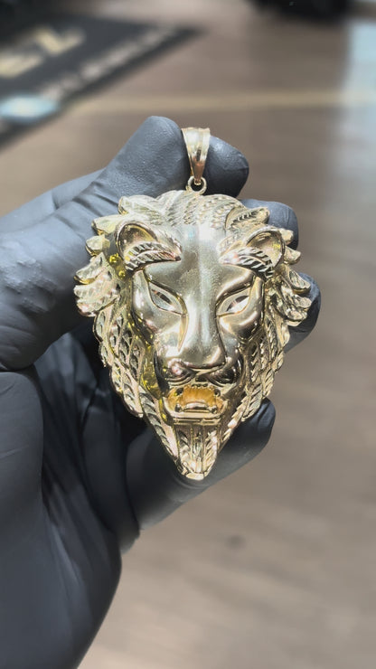 10k Lion Head Pendant