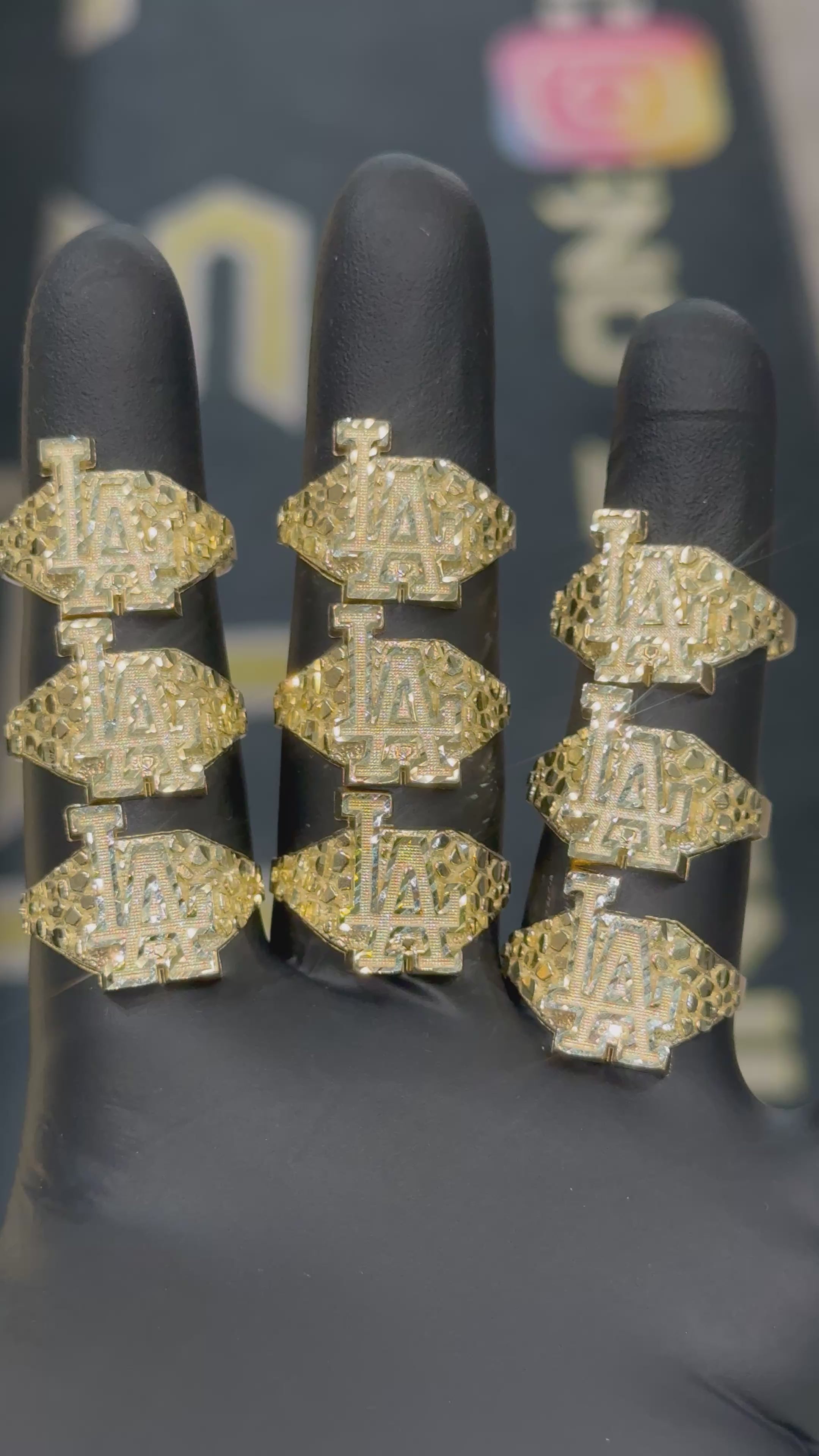 Load video: 10k LA Dodgers Nugget Ring