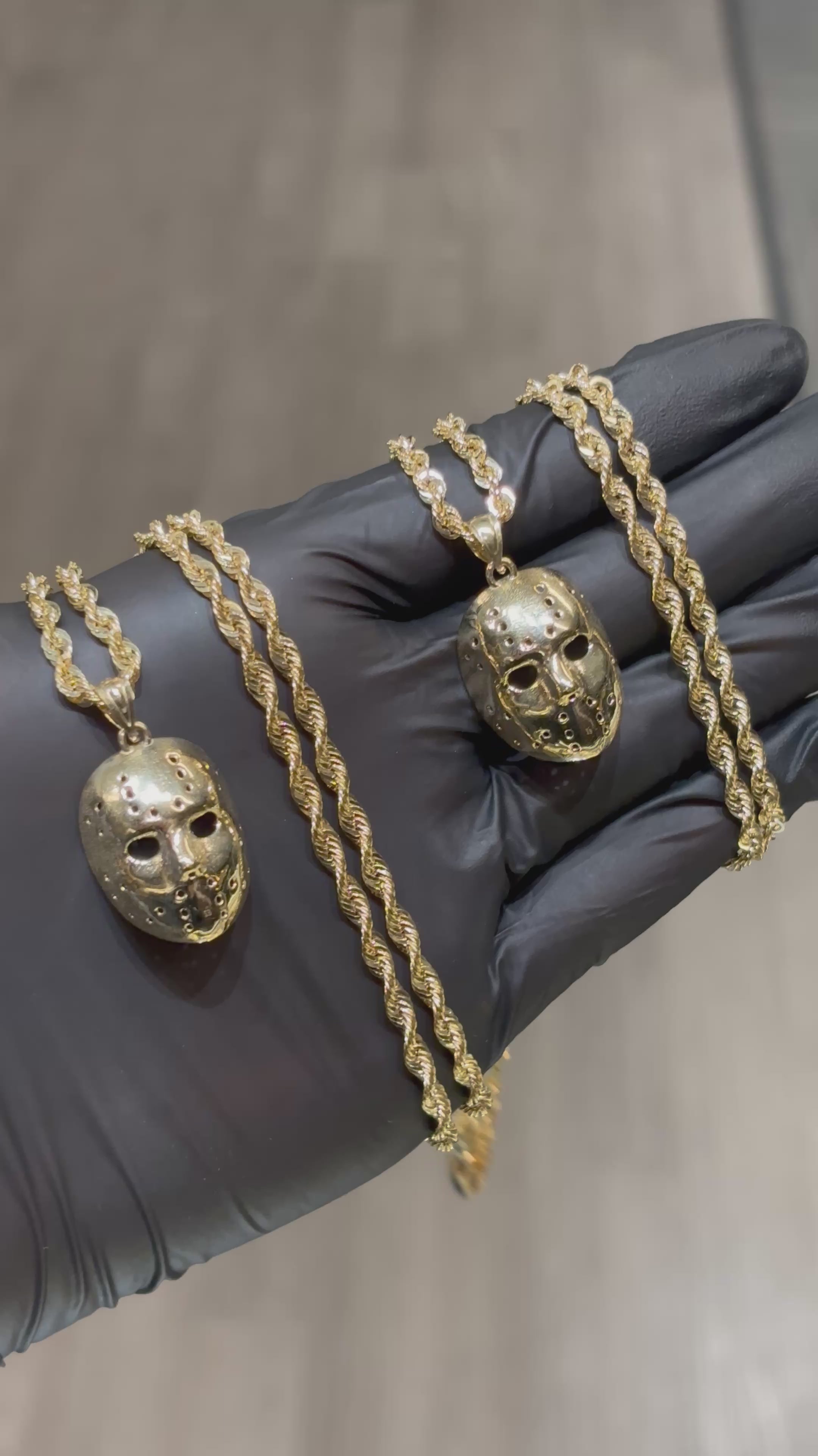Load video: 10k Jason Mask Chain Set