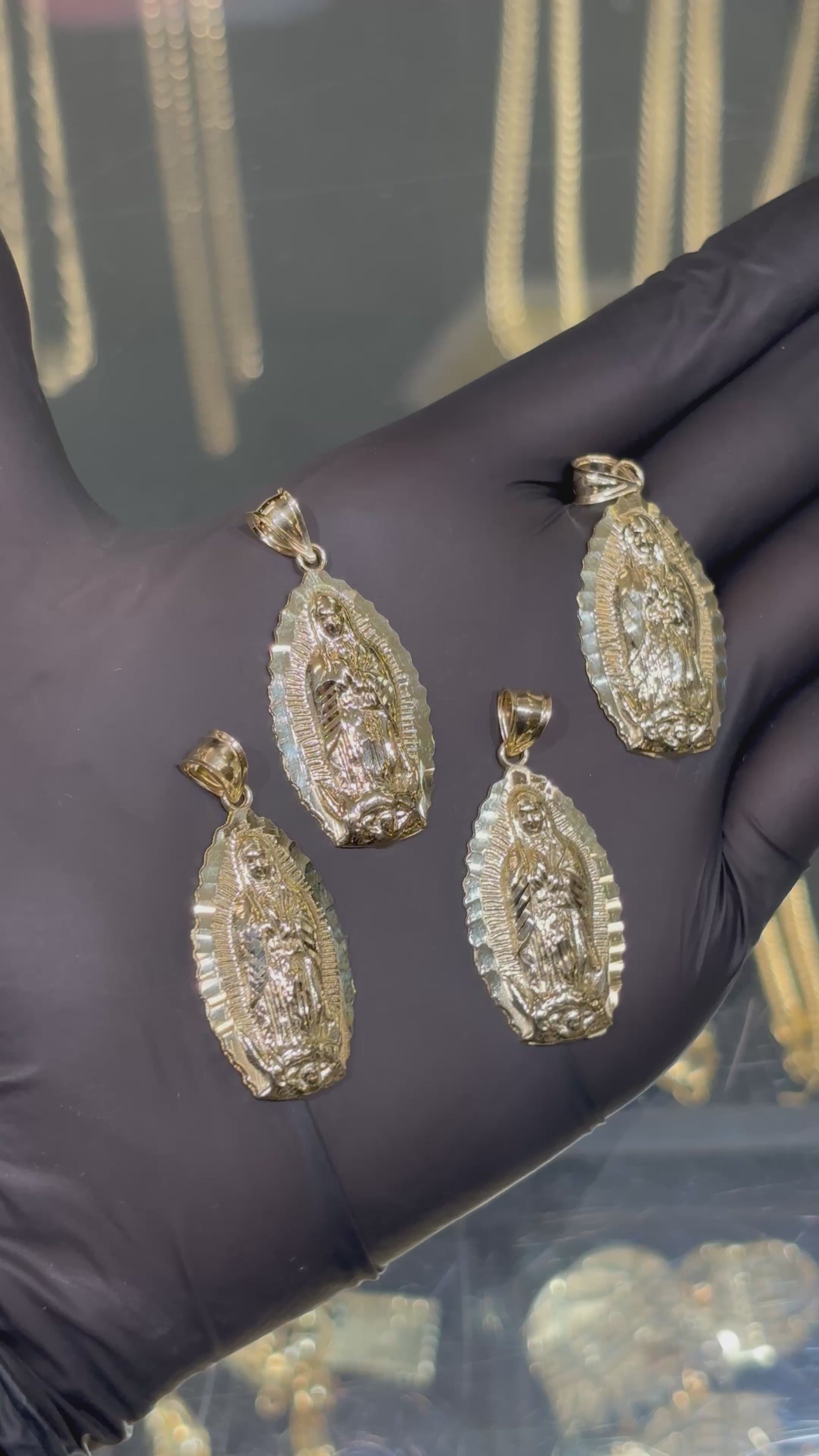 Load video: 10k Virgin Mary Pendant