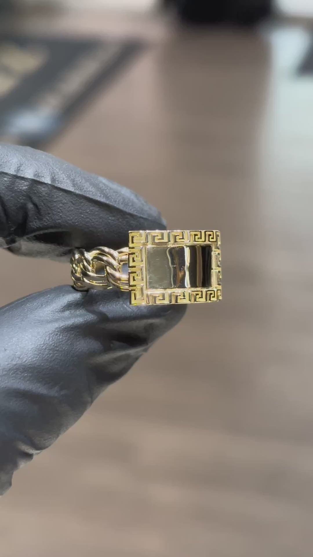 10k Large Greek Chino Link Ring
