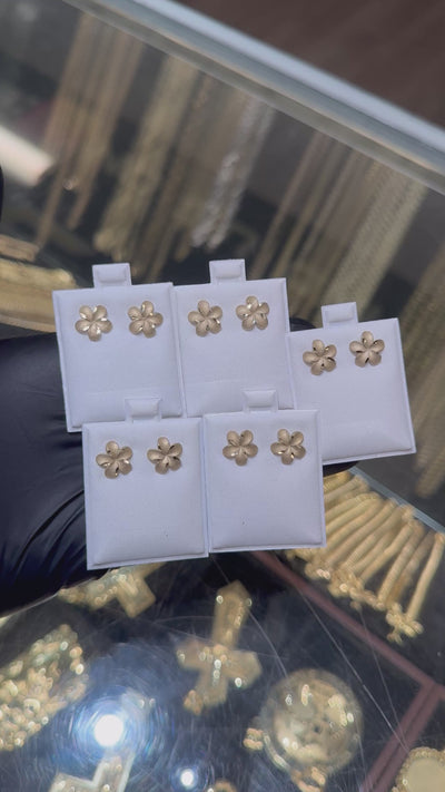 10k Satin Hibiscus Earrings