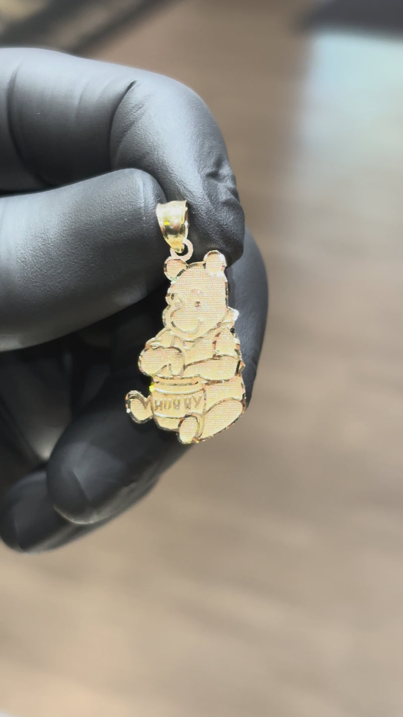 10k Winnie The Pooh Pendant