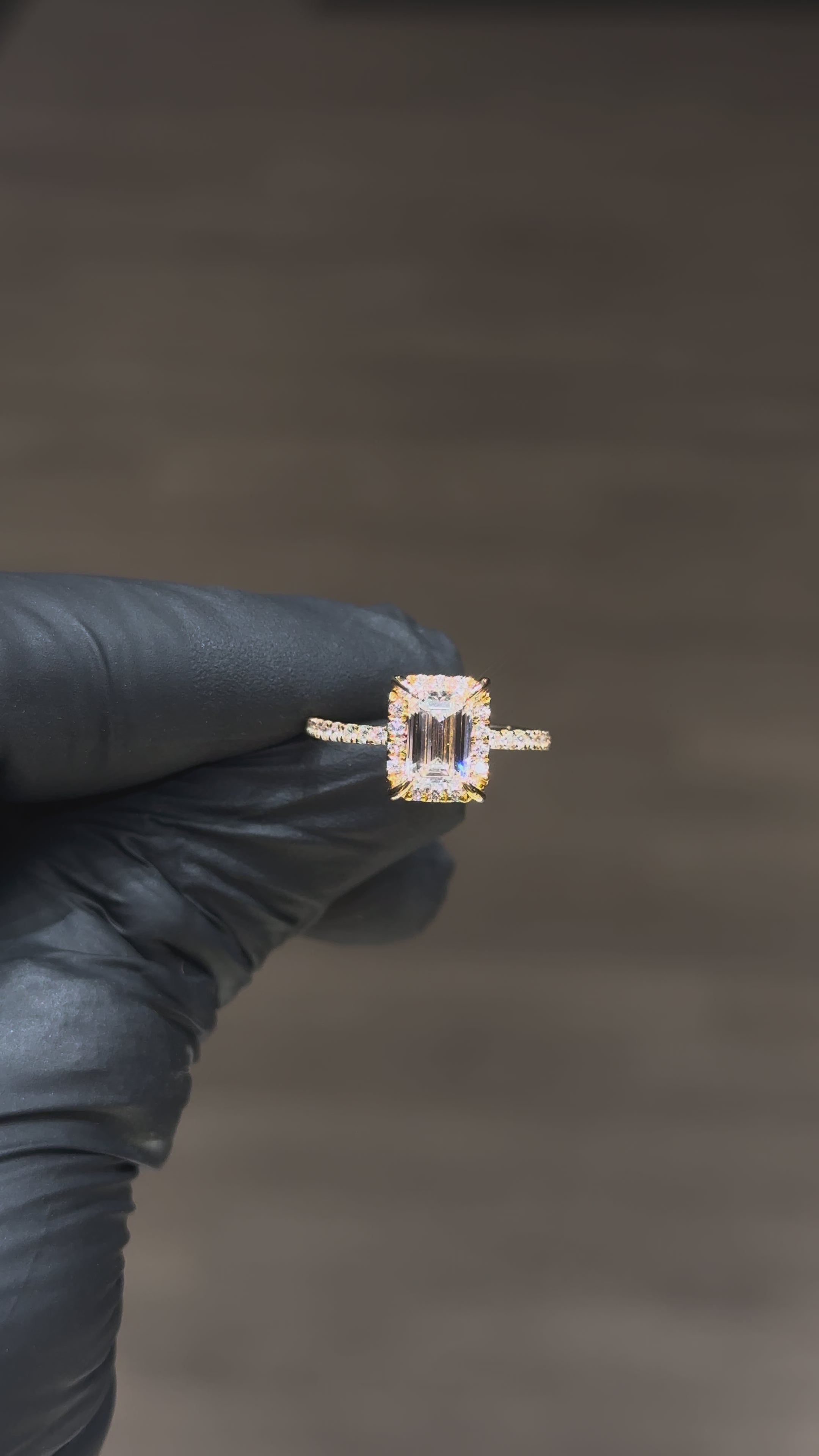 Load video: 10k CVD Vs1 Emerald Cut Ring
