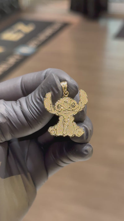 10k Stitch Pendant