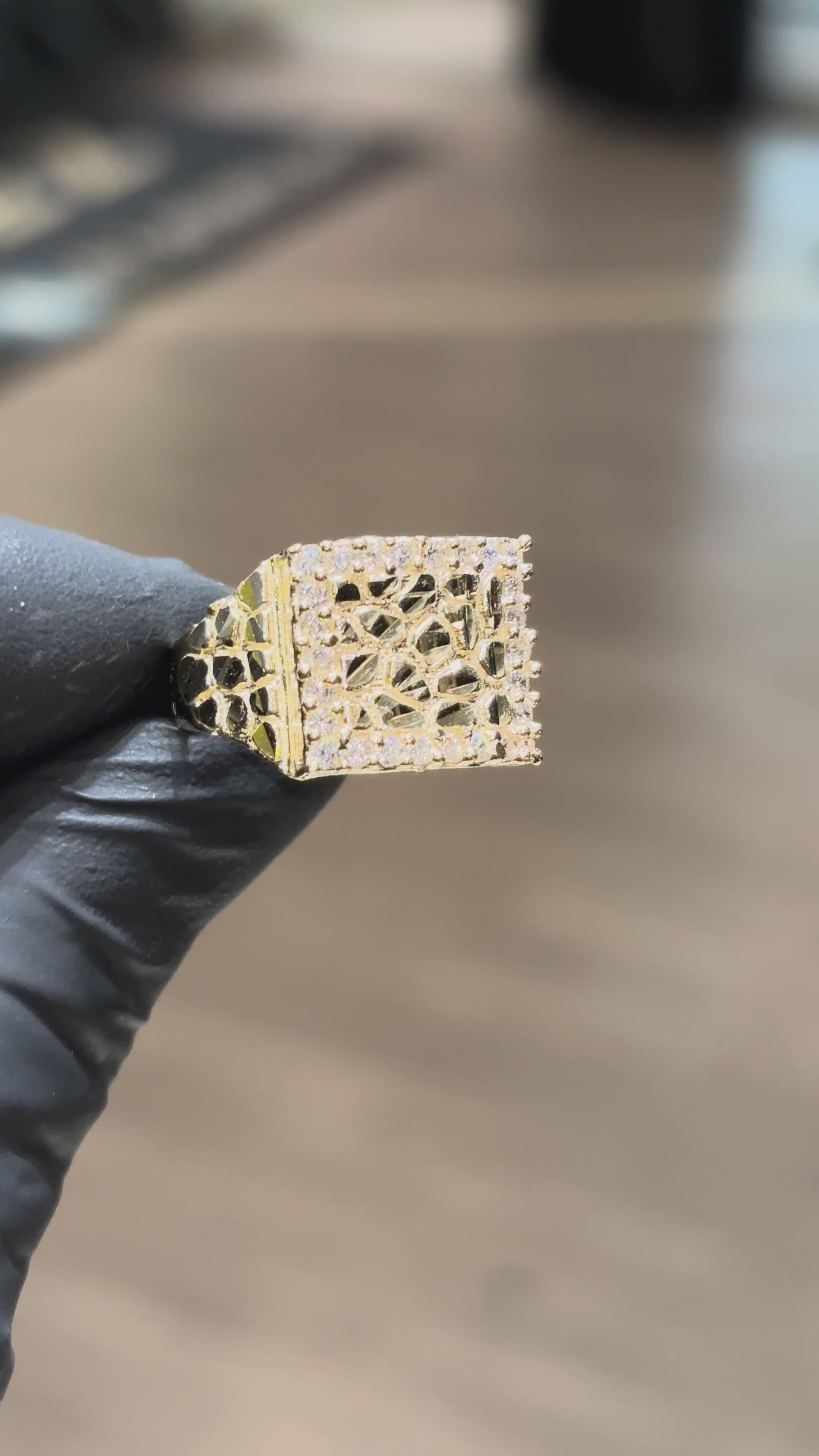 Load video: 10k Crystal Border Nugget Ring